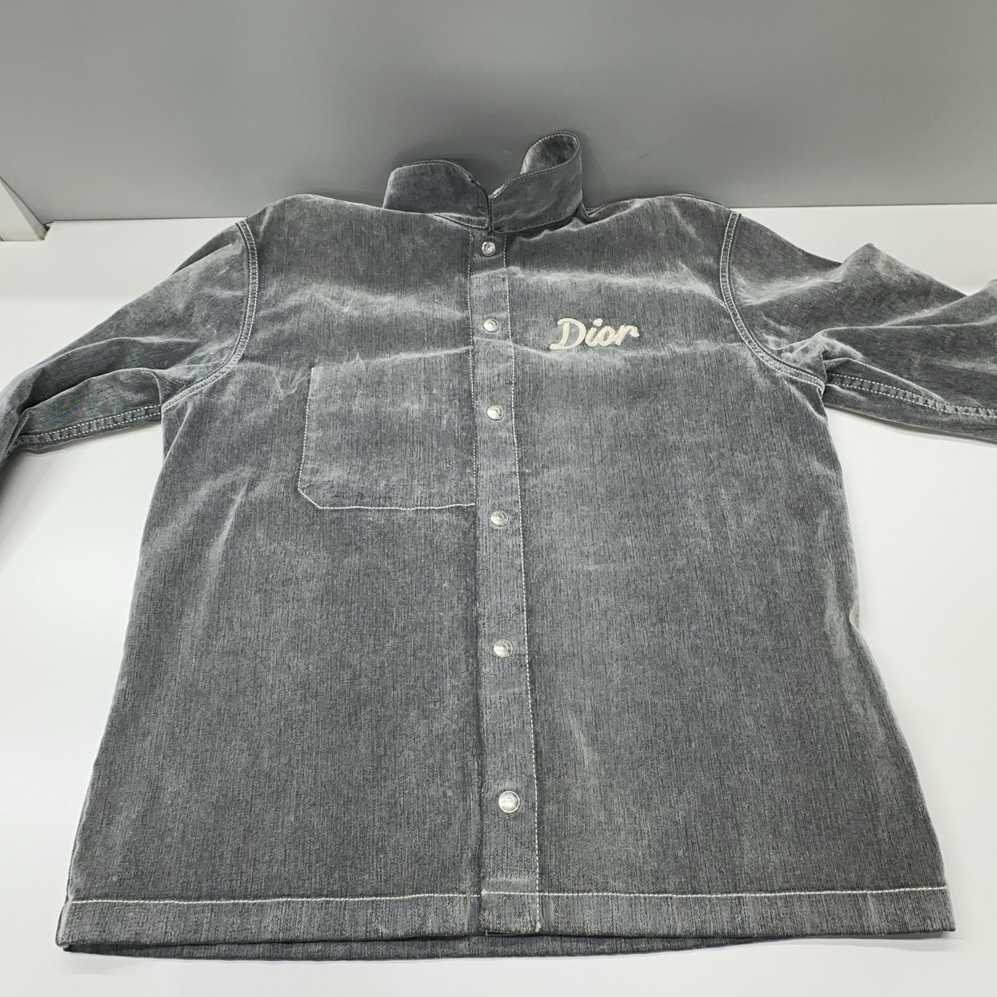 Dior Dior Logo Embroidered Denim Shirt Size 46 Size US S / EU 44-46 / 1 - 8 Thumbnail