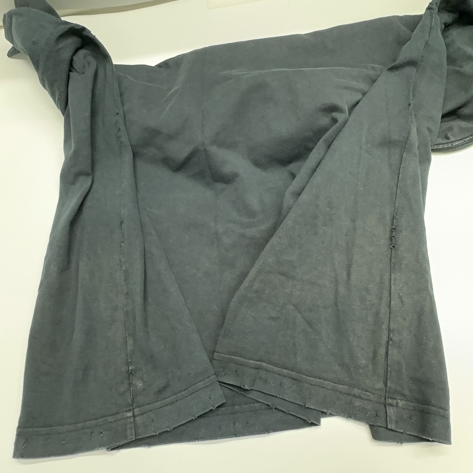 Balenciaga Balenciaga Logo Short Sleeve T-Shirt Size XL Size US XL / EU 56 / 4 - 10 Thumbnail