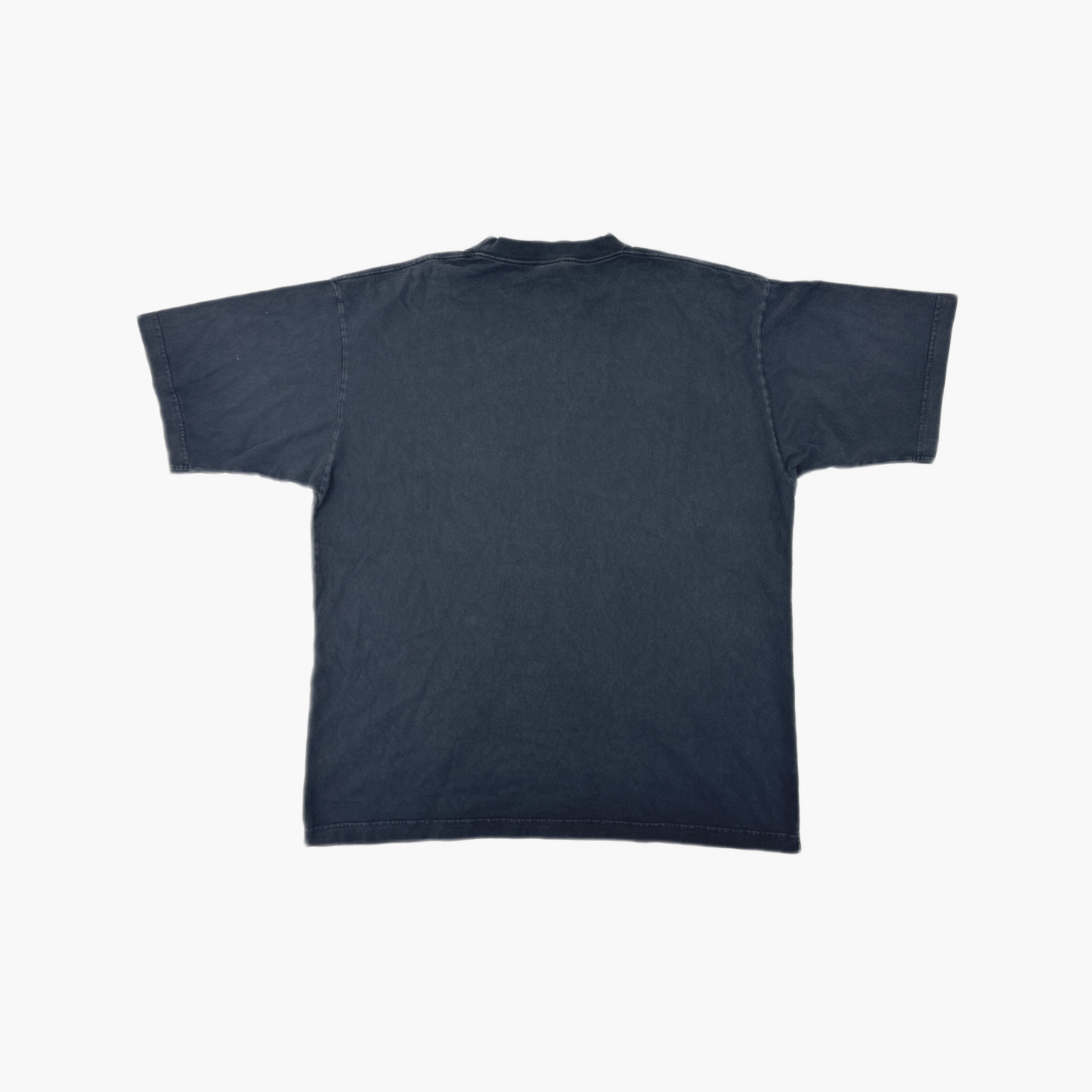 Balenciaga Balenciaga New Year Graphic T-Shirt Size L Size US L / EU 52-54 / 3 - 2 Thumbnail