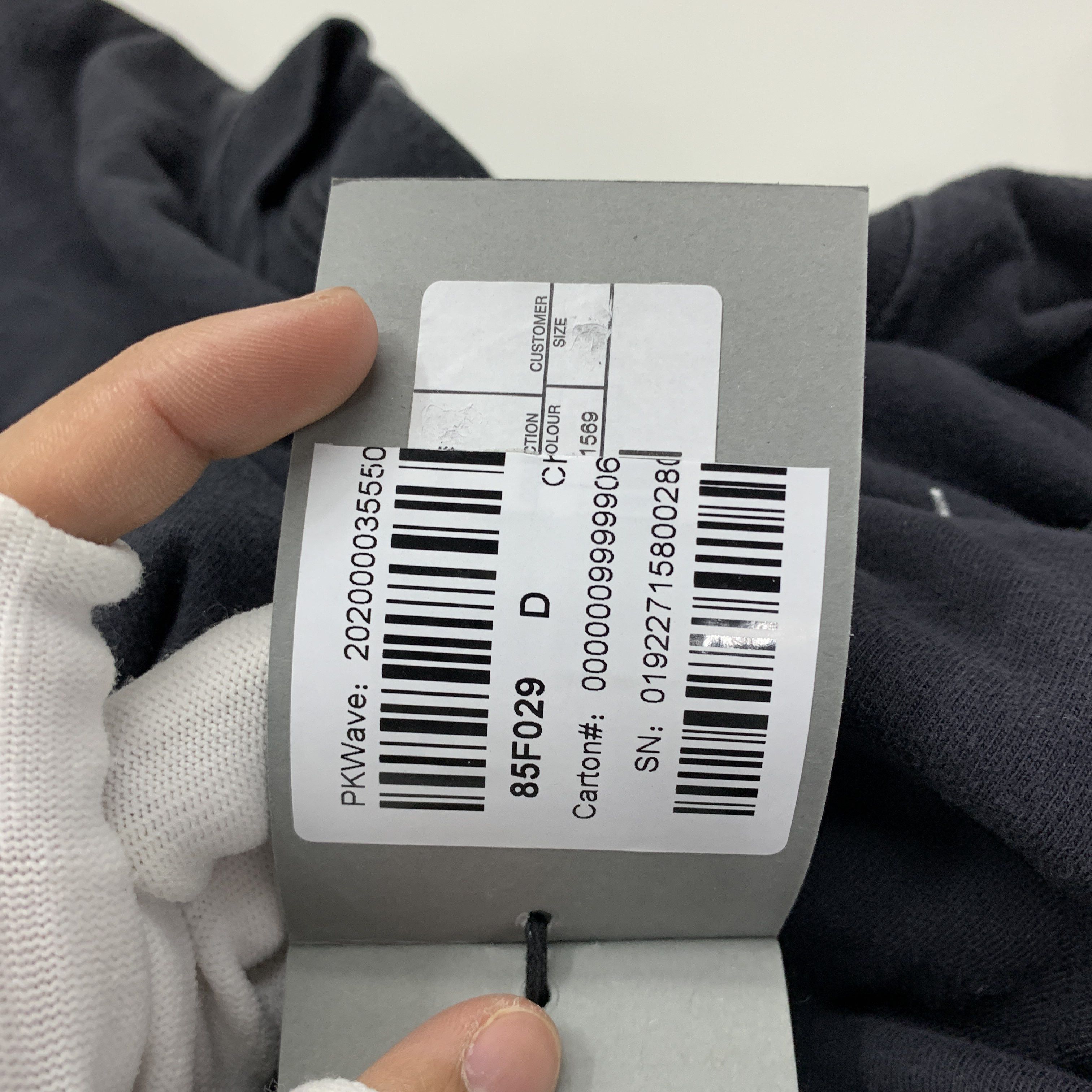 Balenciaga Balenciaga New Year Graphic T-Shirt Size L Size US L / EU 52-54 / 3 - 3 Thumbnail