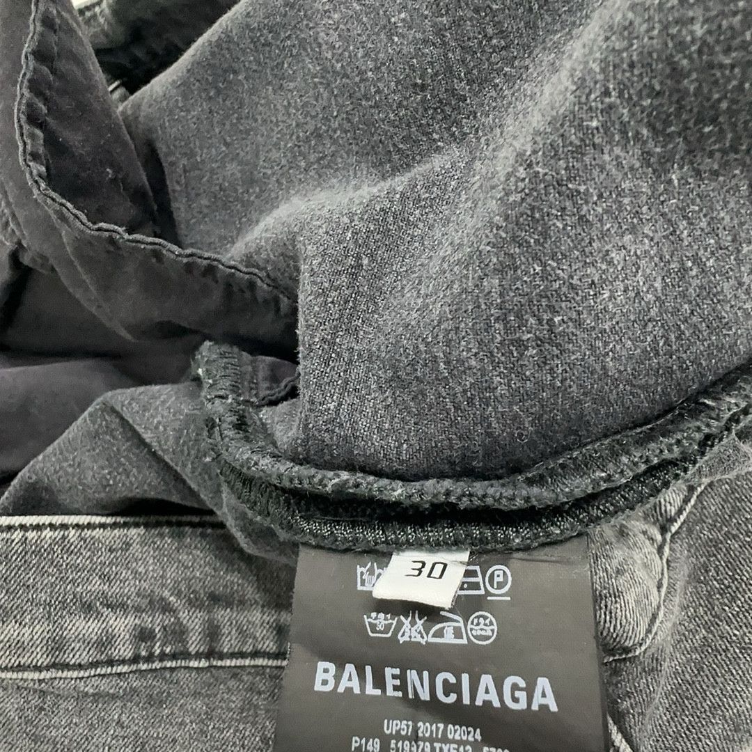 Balenciaga Balenciaga Washed Gray Denim Jeans Size 30 Size US 30 / EU 46 - 4 Thumbnail