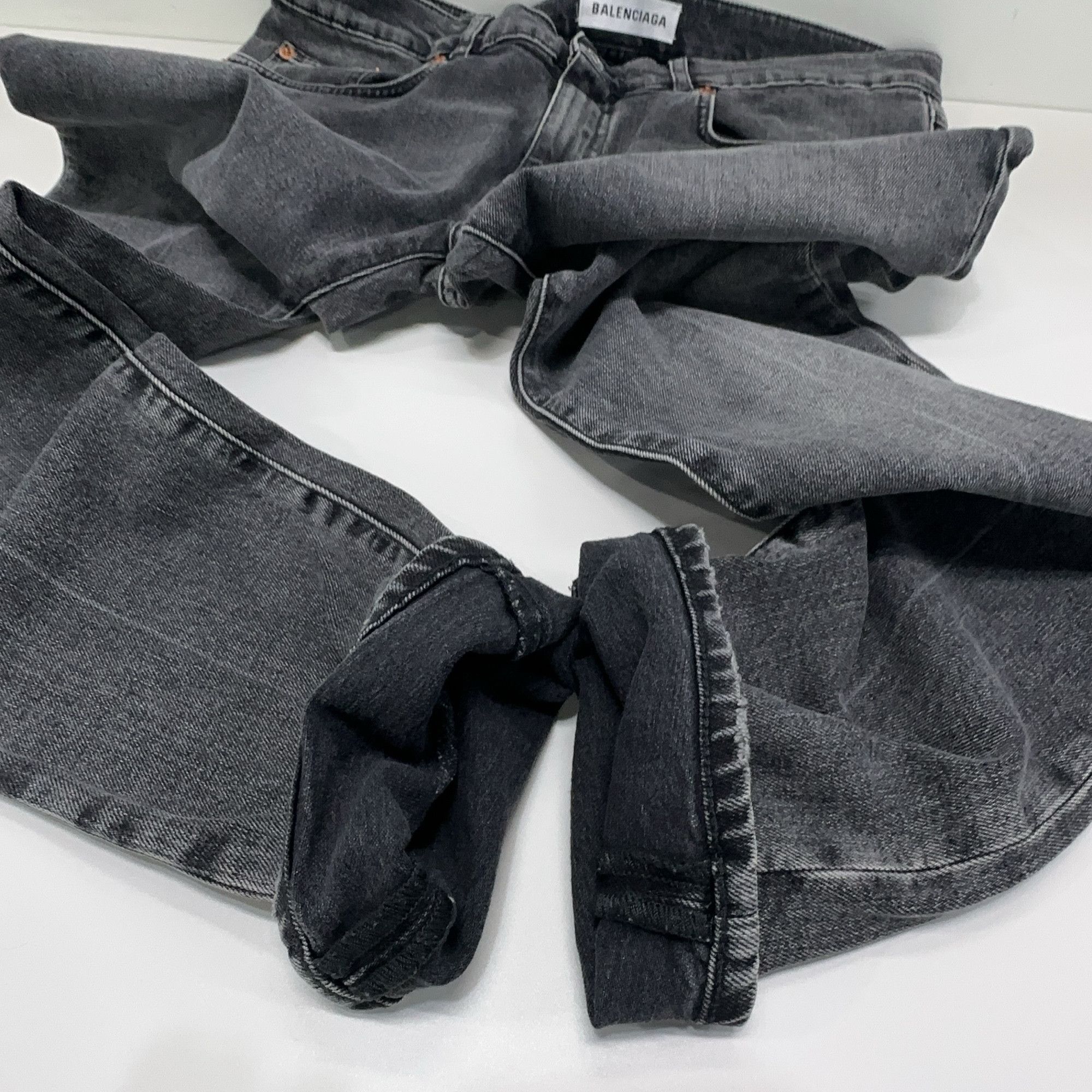 Balenciaga Balenciaga Washed Gray Denim Jeans Size 30 Size US 30 / EU 46 - 7 Thumbnail