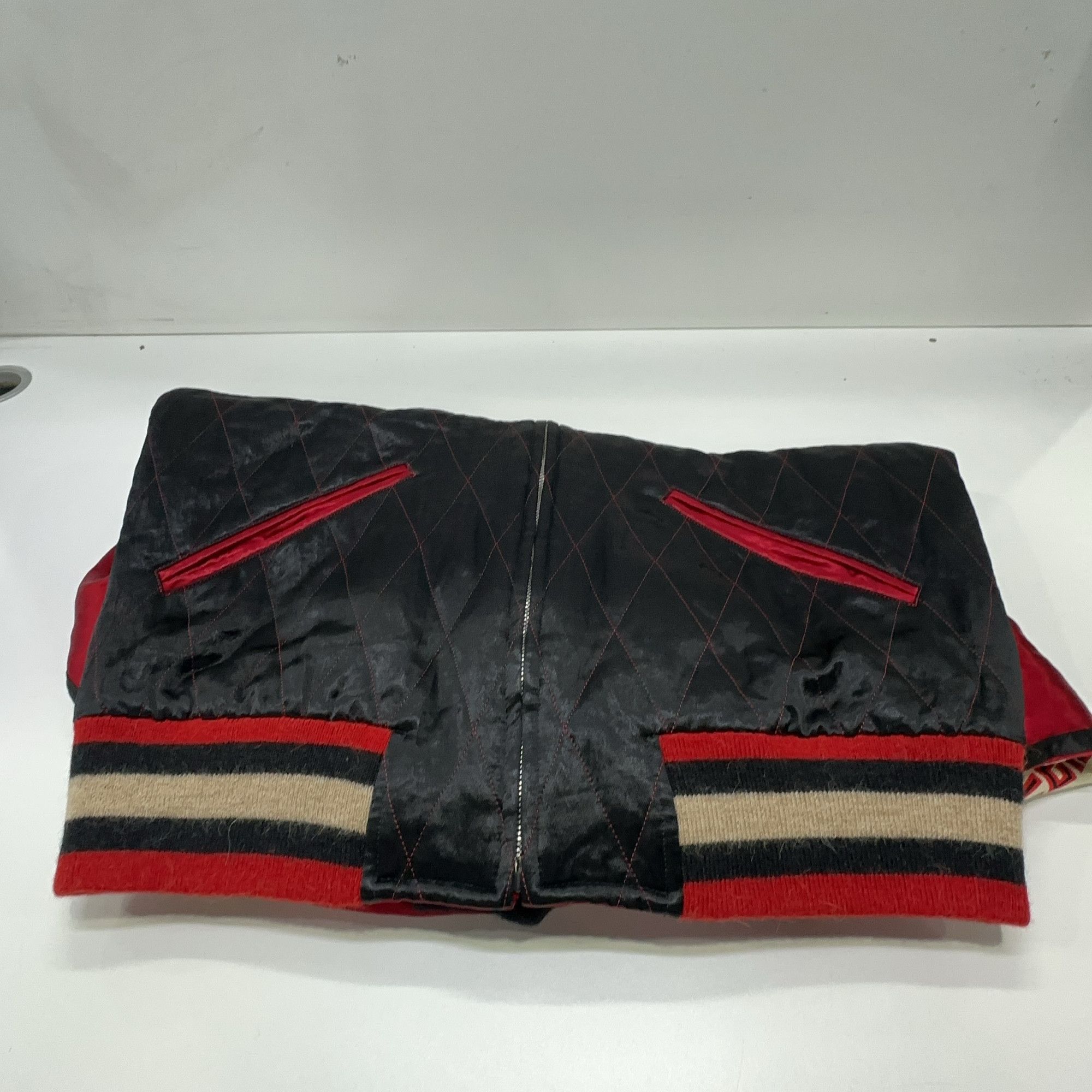 Gucci Gucci Reversible Bomber Jacket Size M Size US M / EU 48-50 / 2 - 13 Thumbnail