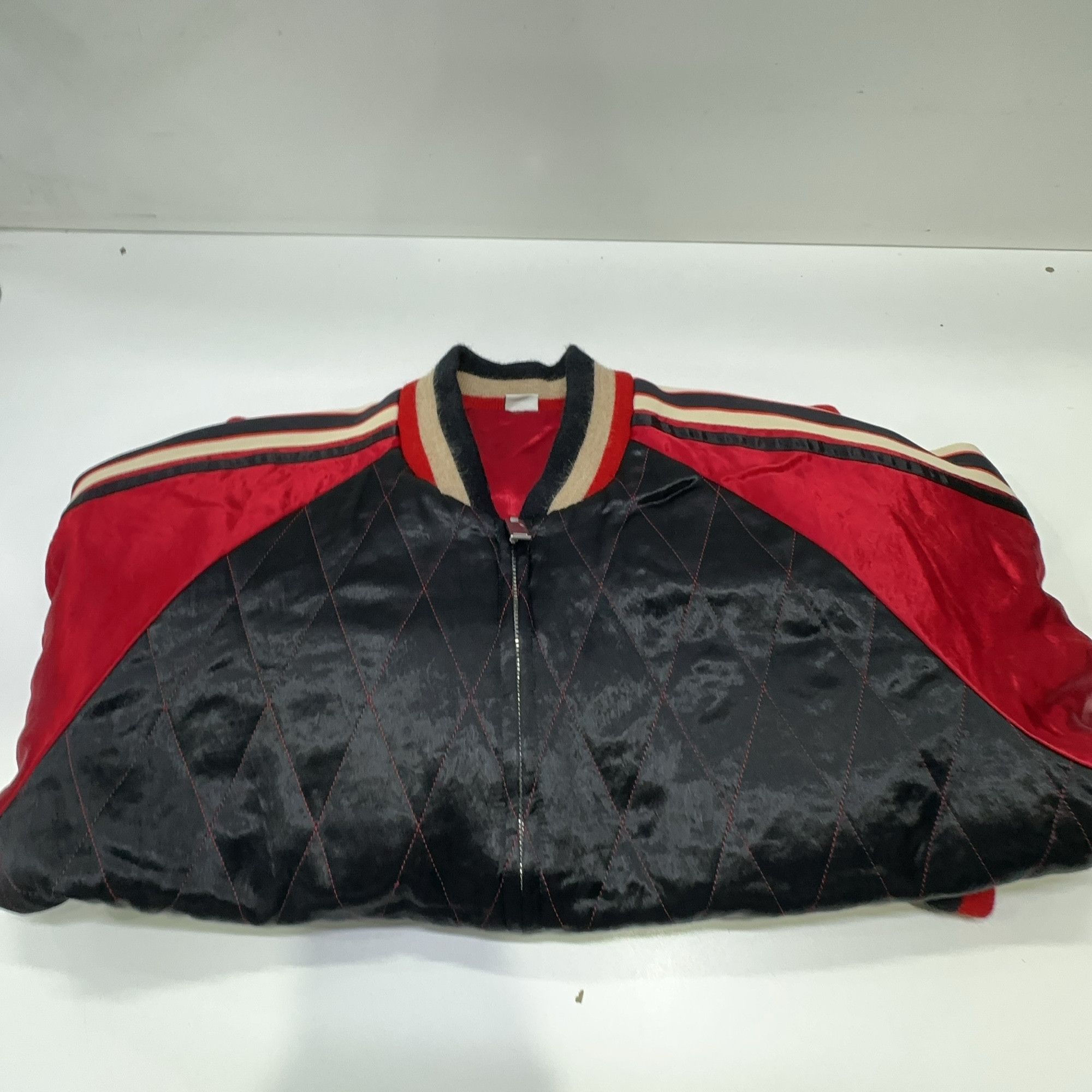 Gucci Gucci Reversible Bomber Jacket Size M Size US M / EU 48-50 / 2 - 11 Thumbnail