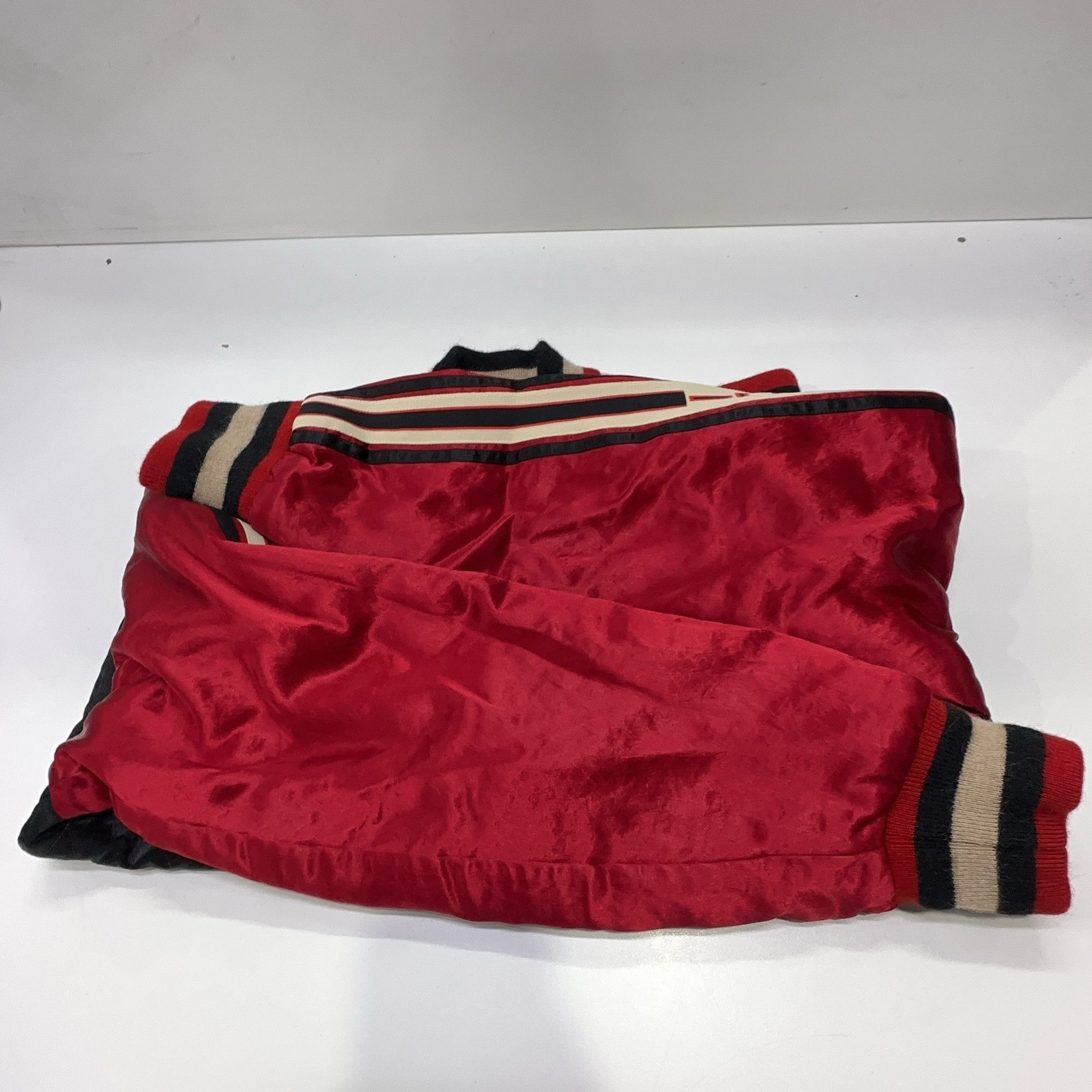 Gucci Gucci Reversible Bomber Jacket Size M Size US M / EU 48-50 / 2 - 12 Thumbnail