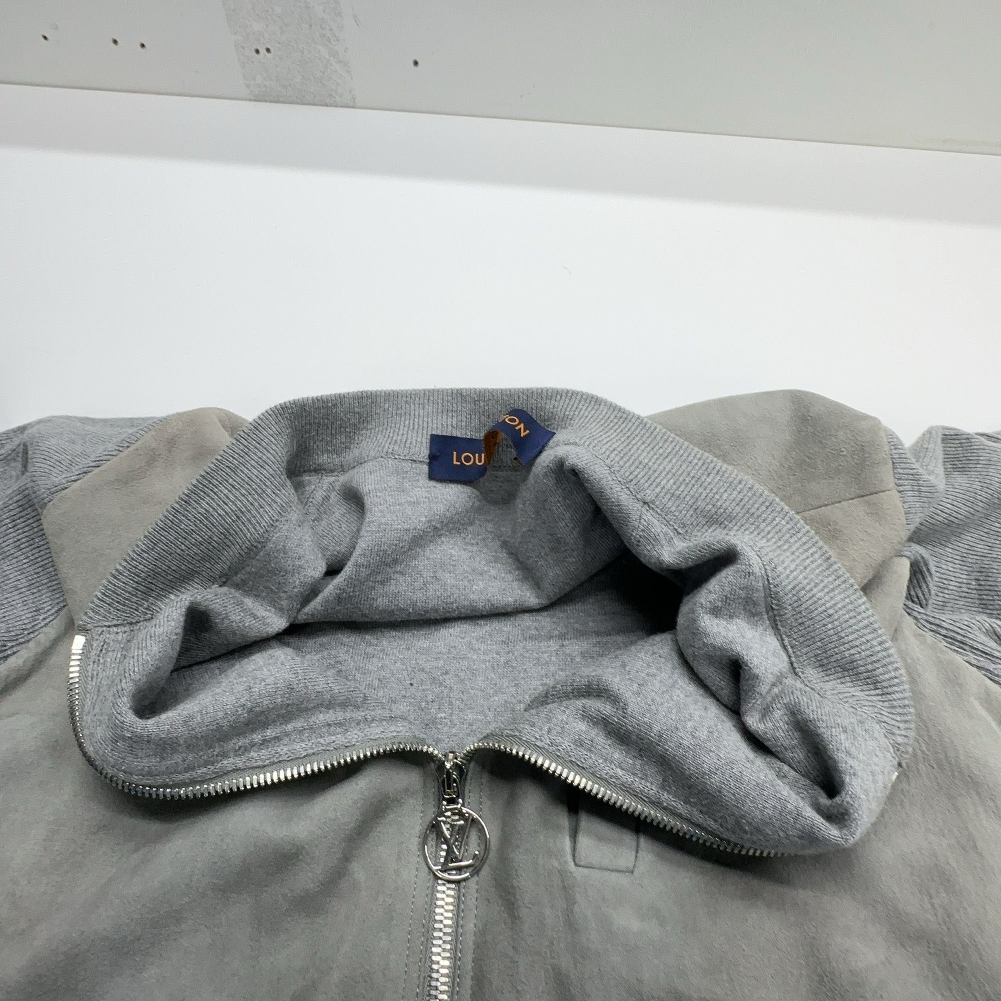 Louis Vuitton Louis Vuitton Grey Suede Knit Bomber Jacket Size S Size US S / EU 44-46 / 1 - 5 Thumbnail