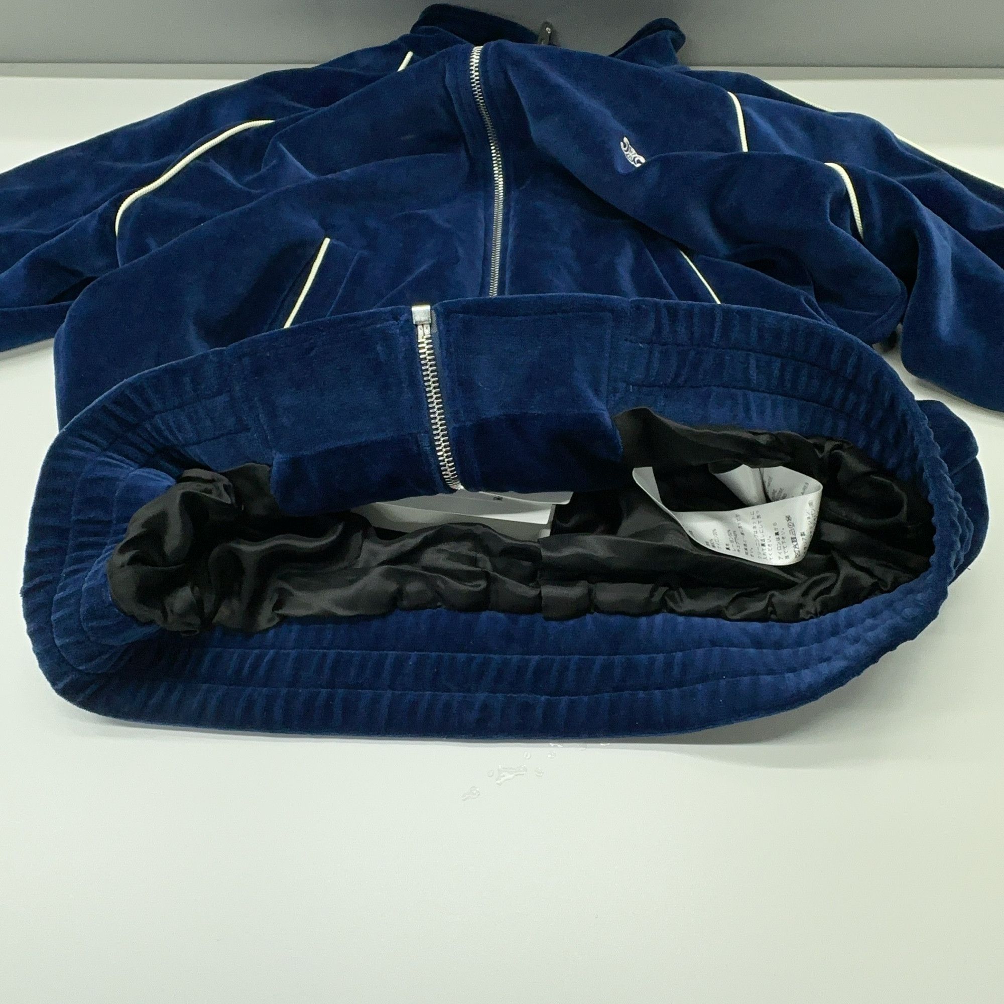 Celine Celine Logo Embroidery Velour Track Jacket Size M Size US M / EU 48-50 / 2 - 8 Thumbnail