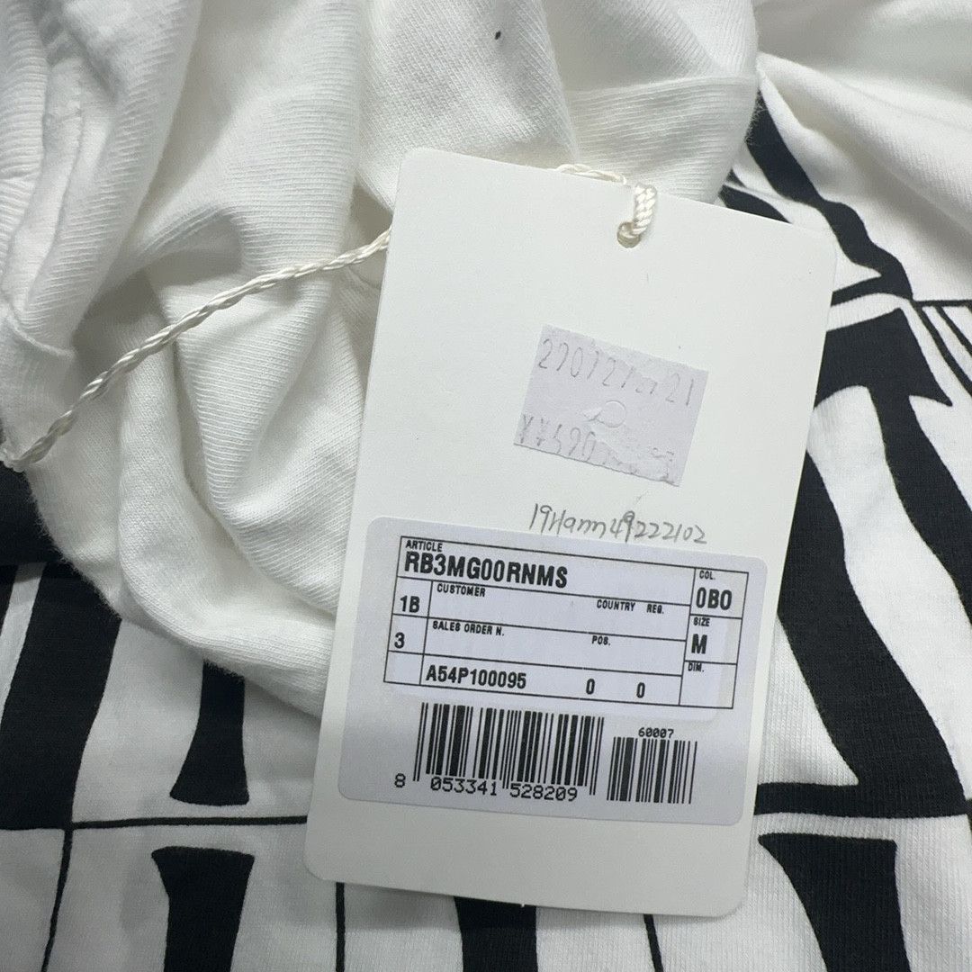 Valentino Valentino Letter Print T-Shirt Size M Size M / US 6-8 / IT 42-44 - 3 Thumbnail