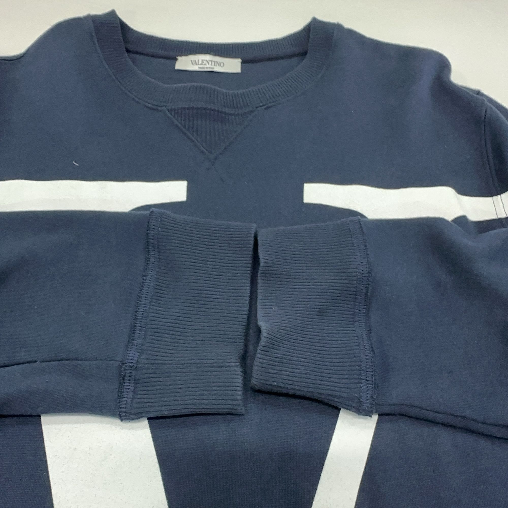 Valentino Valentino Large Logo Sweatshirt Size S Size US S / EU 44-46 / 1 - 9 Thumbnail