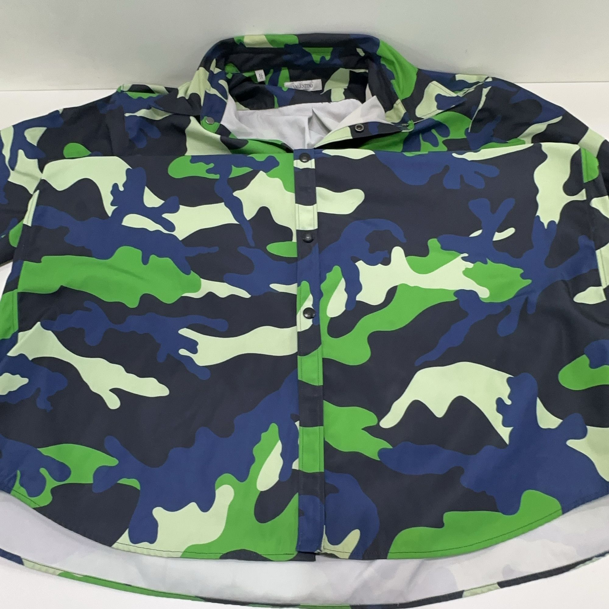 Valentino Valentino Camouflage Button Up Shirt Size L Size US L / EU 52-54 / 3 - 8 Thumbnail