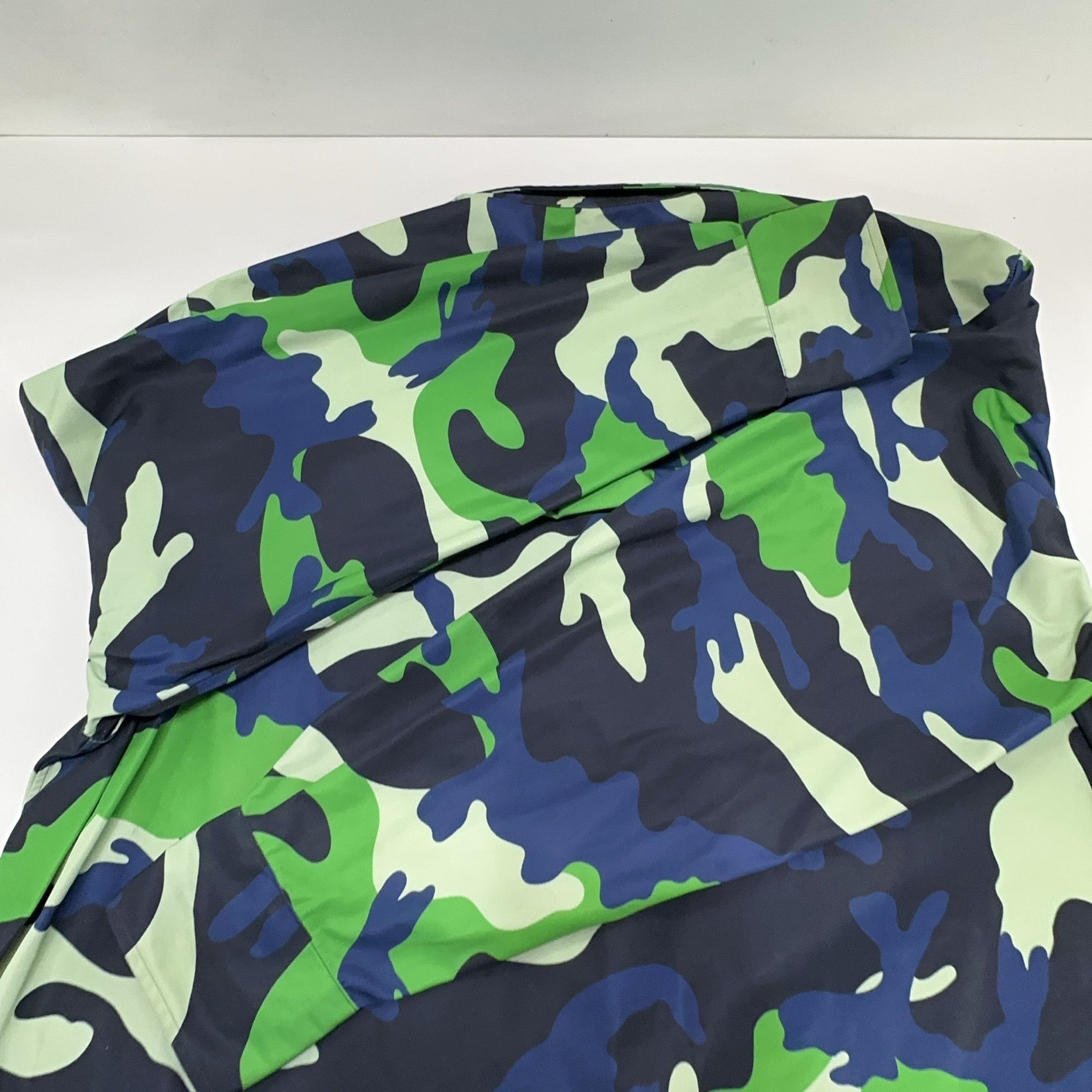 Valentino Valentino Camouflage Button Up Shirt Size L Size US L / EU 52-54 / 3 - 12 Thumbnail