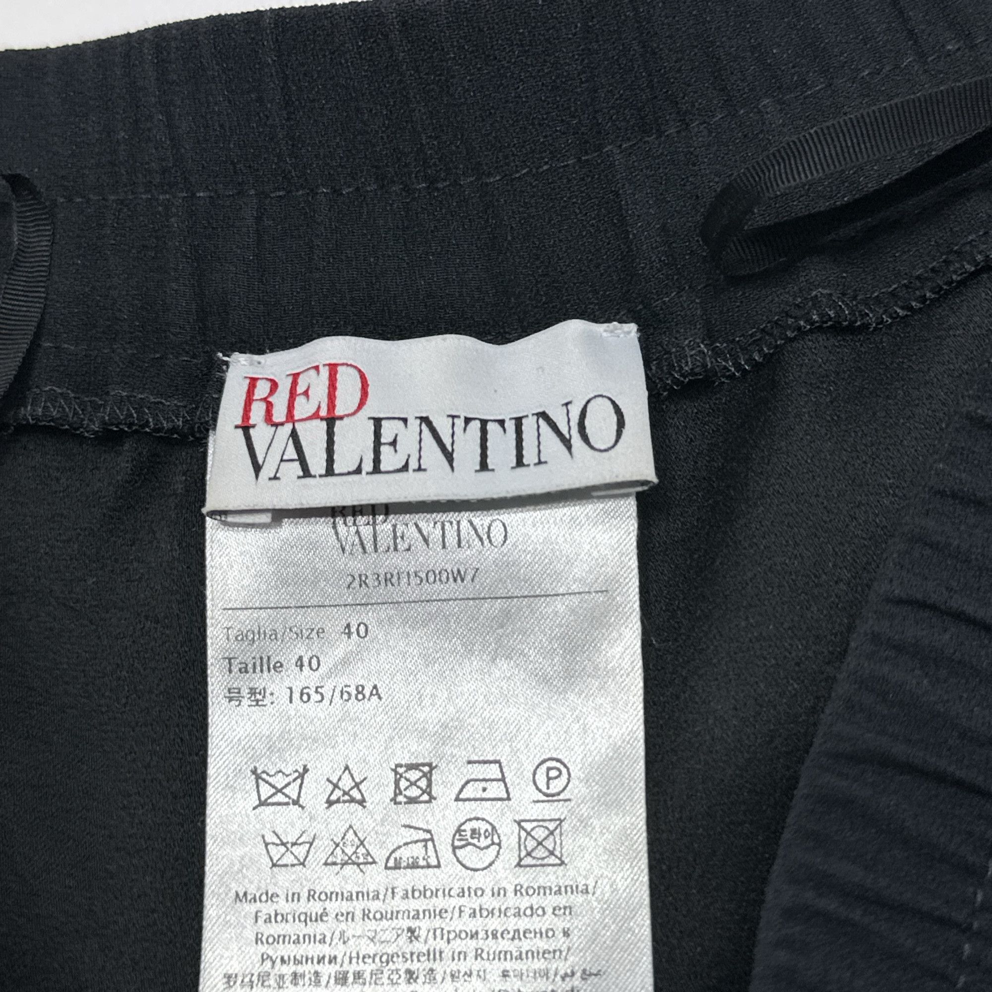 RED Valentino Red Valentino Striped Trim Shorts Size 40 Size 27" / US 4 / IT 40 - 3 Thumbnail