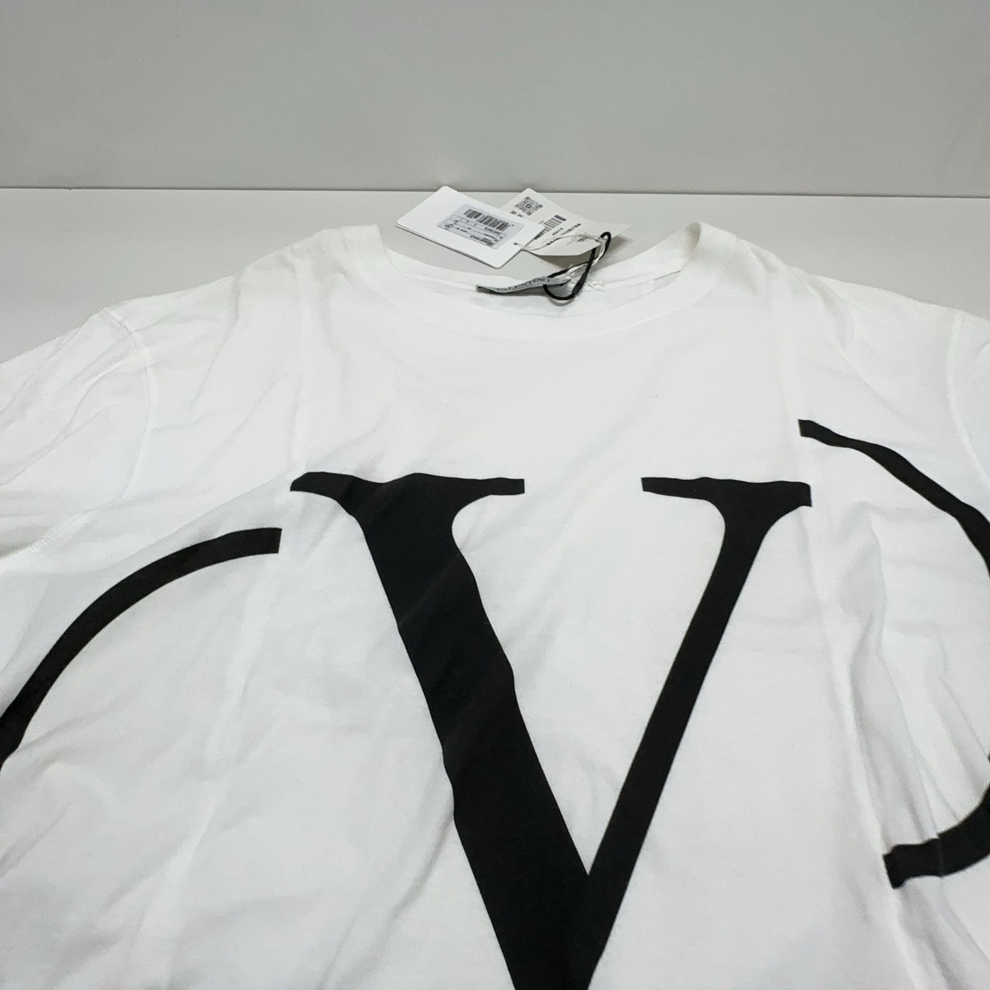 Valentino Valentino V-Logo Short Sleeve T-Shirt Size L Size US L / EU 52-54 / 3 - 7 Thumbnail