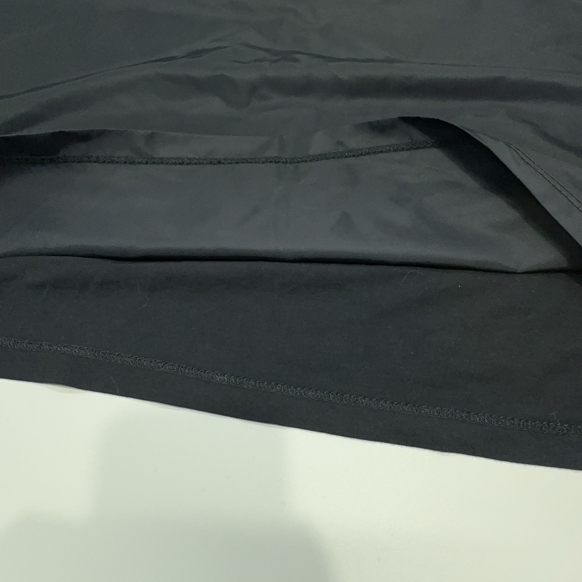 Valentino Valentino Panel T-Shirt Size M Size US M / EU 48-50 / 2 - 6 Thumbnail
