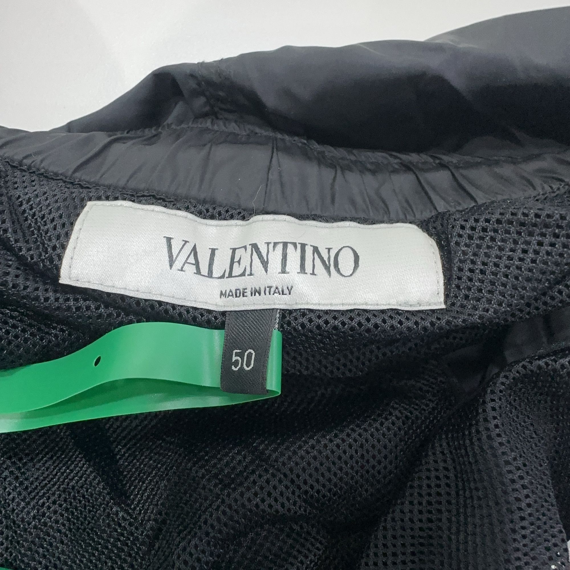 Valentino Valentino Rainbow VLTN Logo Swim Shorts US 34 Size US 34 / EU 50 - 4 Thumbnail