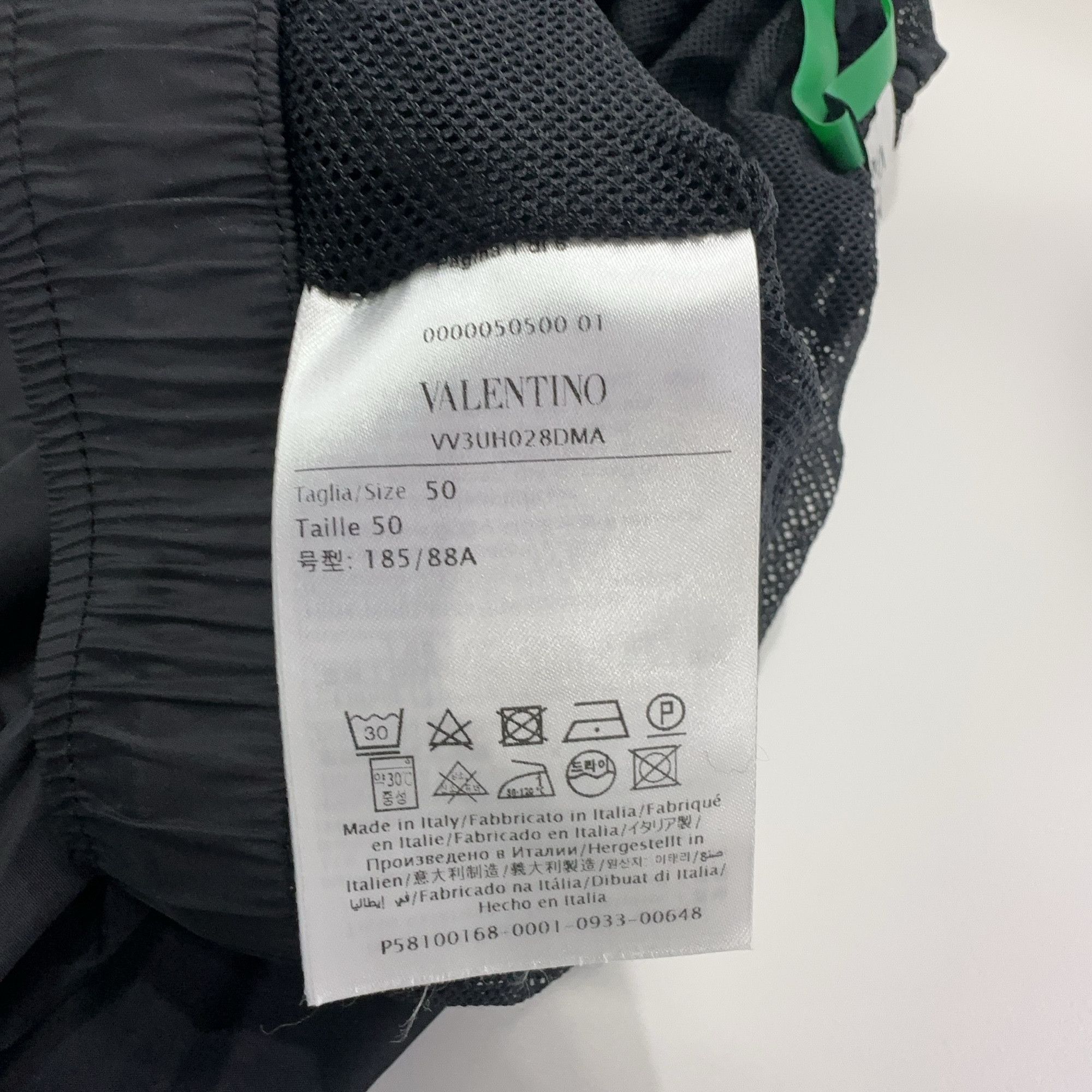 Valentino Valentino Rainbow VLTN Logo Swim Shorts US 34 Size US 34 / EU 50 - 3 Thumbnail