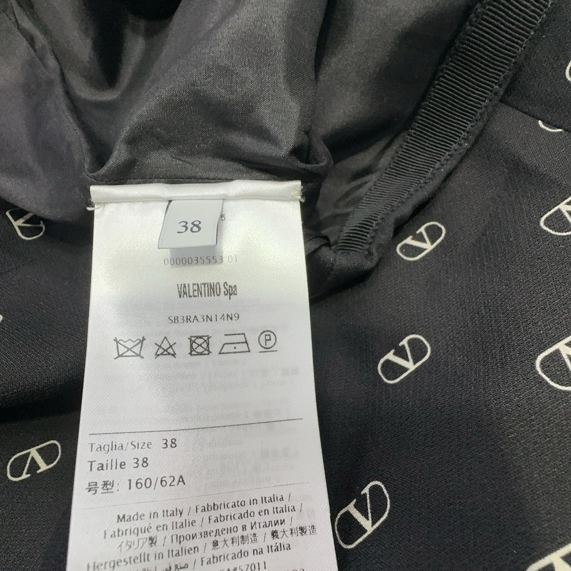 Valentino Valentino V Logo Mini Skirt Size 38 Size 26" / US 2 / IT 38 - 3 Thumbnail