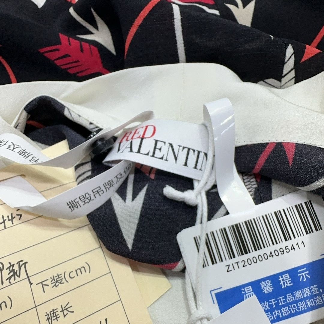 Valentino REDValentino Arrow Print Midi Dress Size 42 (IT) Size M / US 6-8 / IT 42-44 - 3 Thumbnail