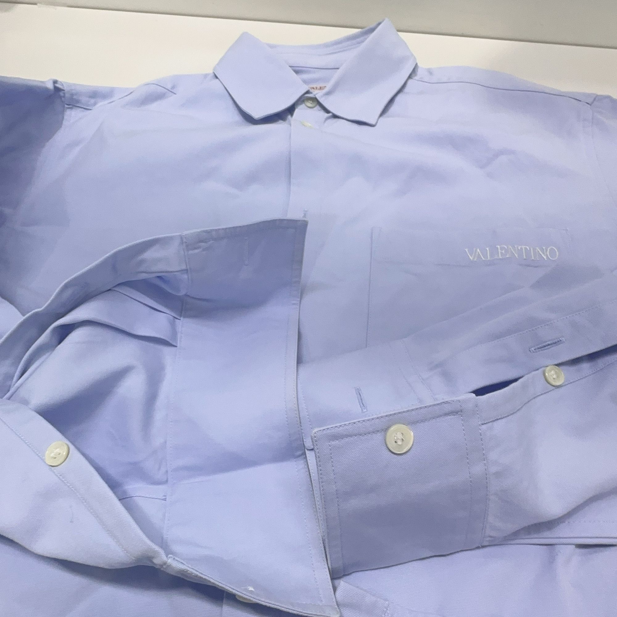 Valentino Valentino Logo Embroidery Button Up Shirt Size S Size US S / EU 44-46 / 1 - 7 Thumbnail