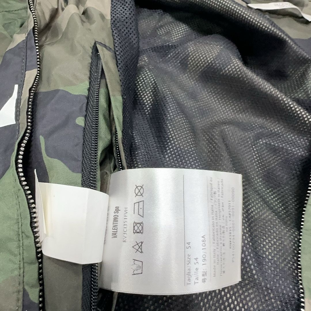 Valentino Valentino Camouflage VLTN Light Jacket Size L Size US L / EU 52-54 / 3 - 6 Thumbnail