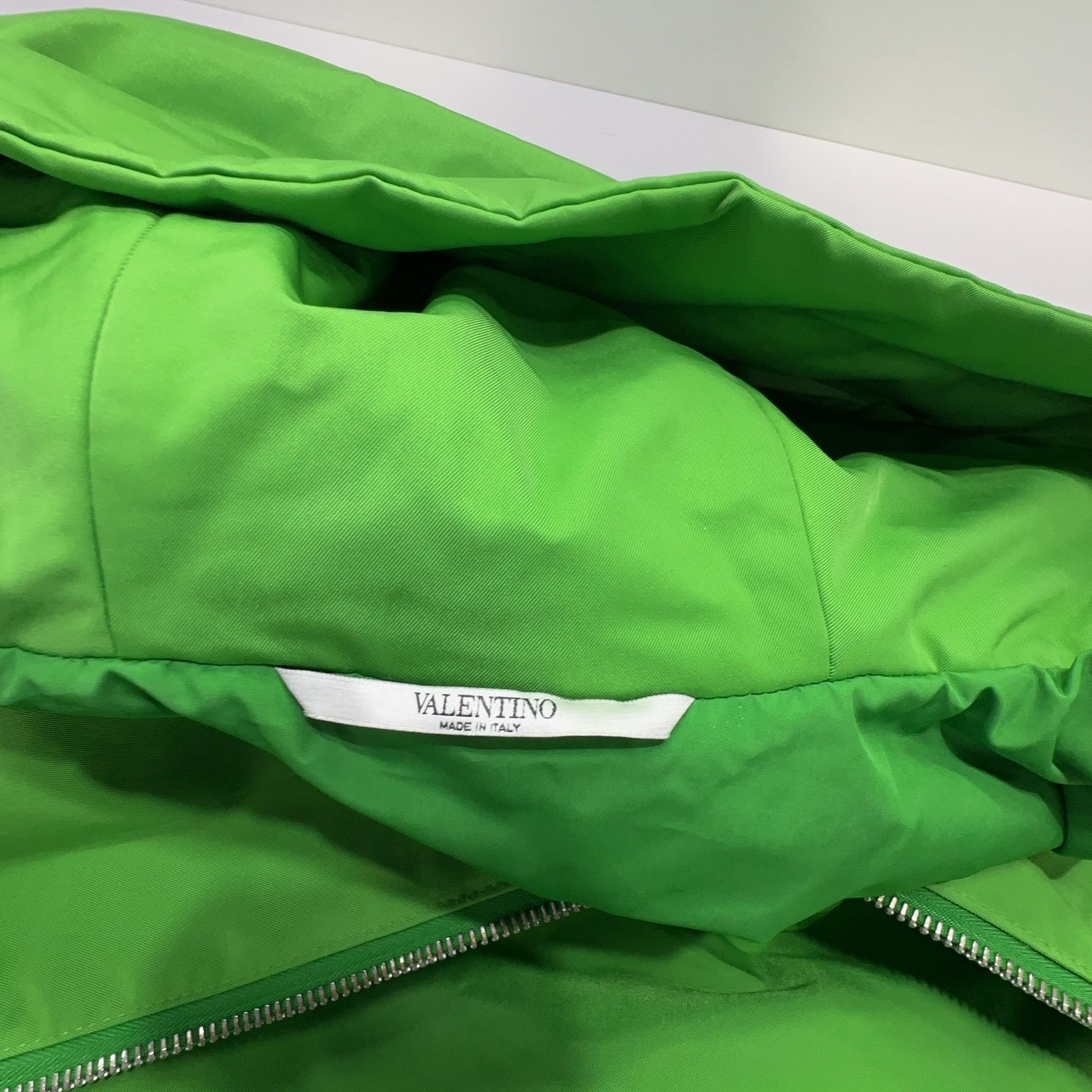 Valentino Valentino Logo Patch Anorak US L Size US L / EU 52-54 / 3 - 3 Thumbnail