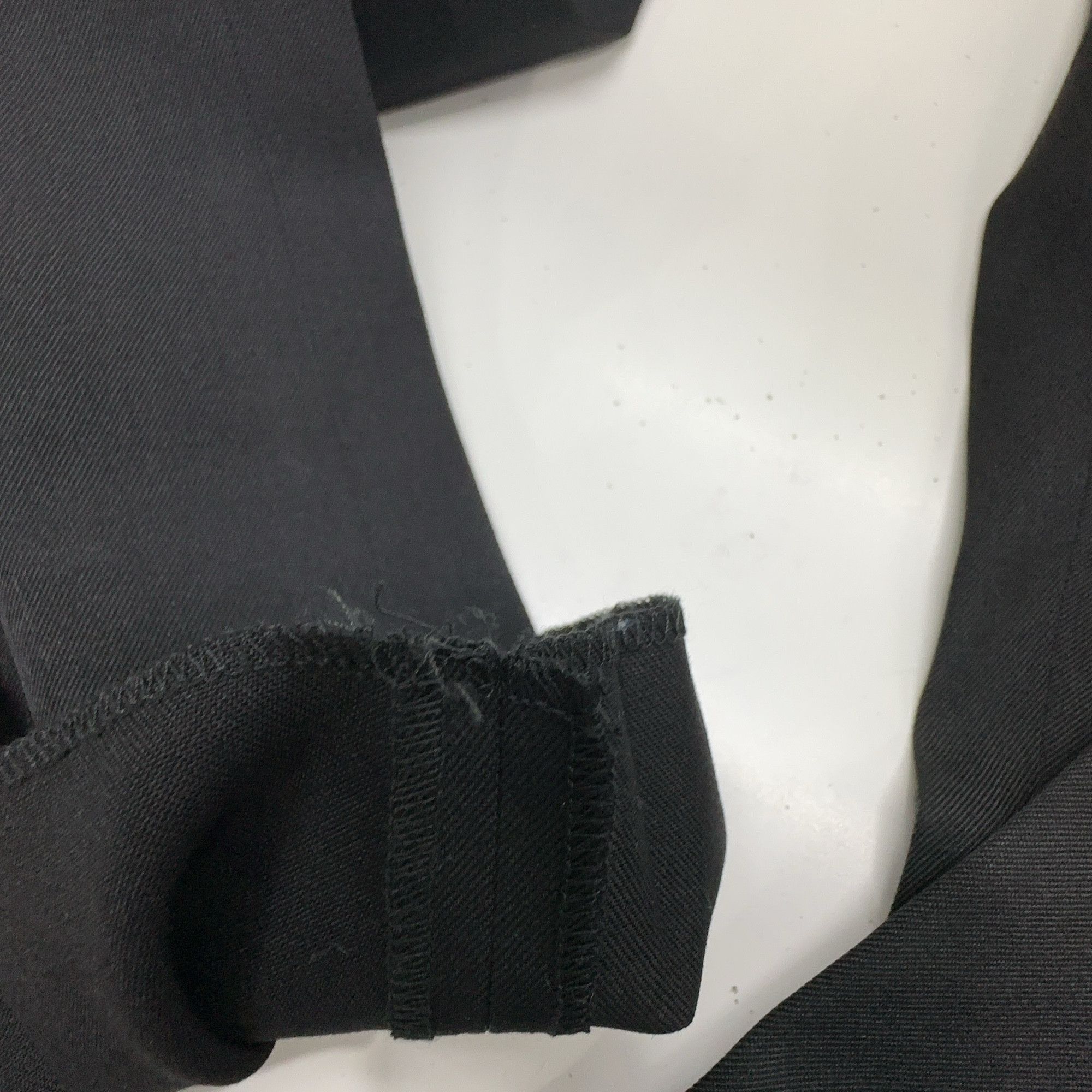 Valentino Valentino Wool Trousers Size 46 Size US 30 / EU 46 - 6 Thumbnail
