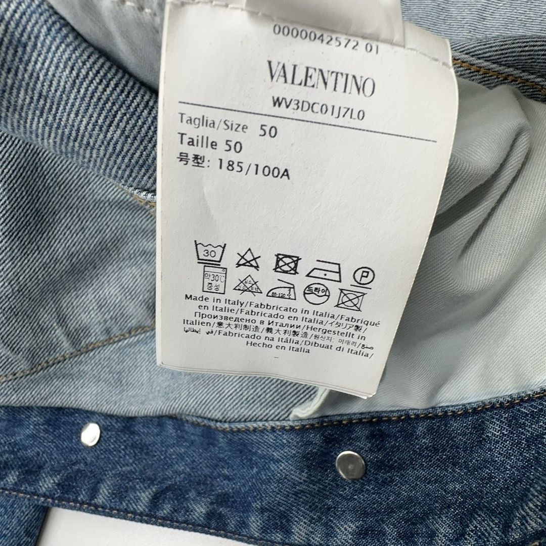 Valentino Valentino VLogo Denim Jacket Size M Size US M / EU 48-50 / 2 - 5 Thumbnail
