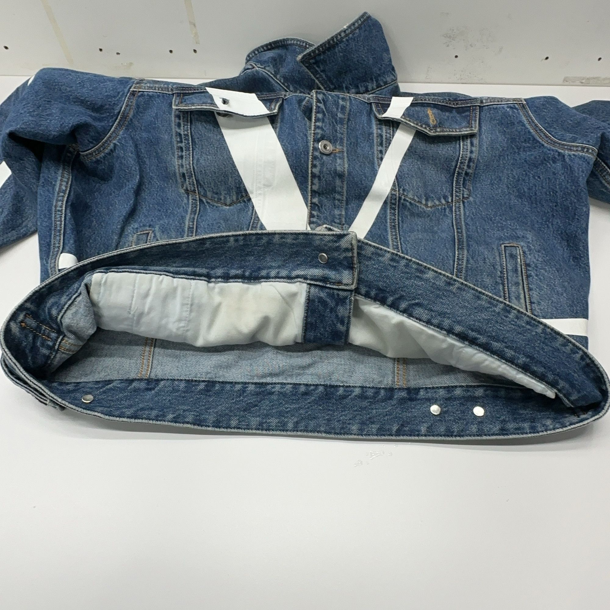 Valentino Valentino VLogo Denim Jacket Size M Size US M / EU 48-50 / 2 - 9 Thumbnail
