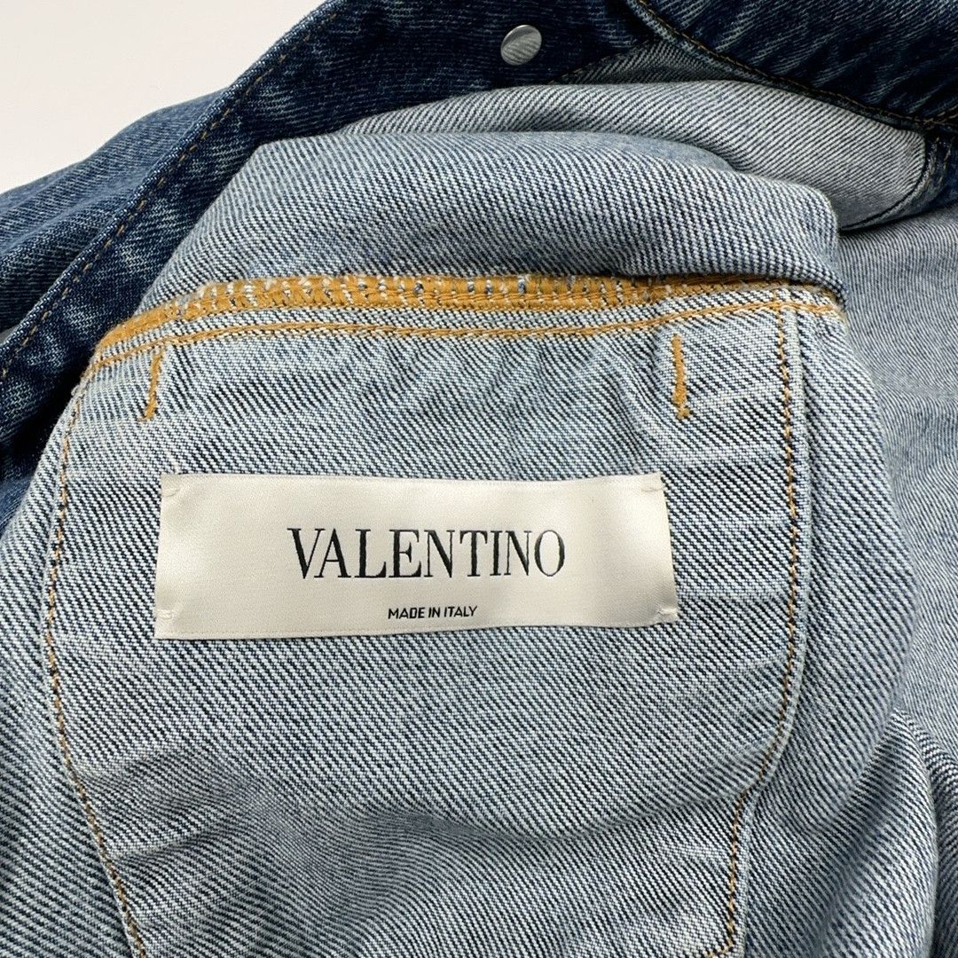 Valentino Valentino VLogo Denim Jacket Size M Size US M / EU 48-50 / 2 - 3 Thumbnail