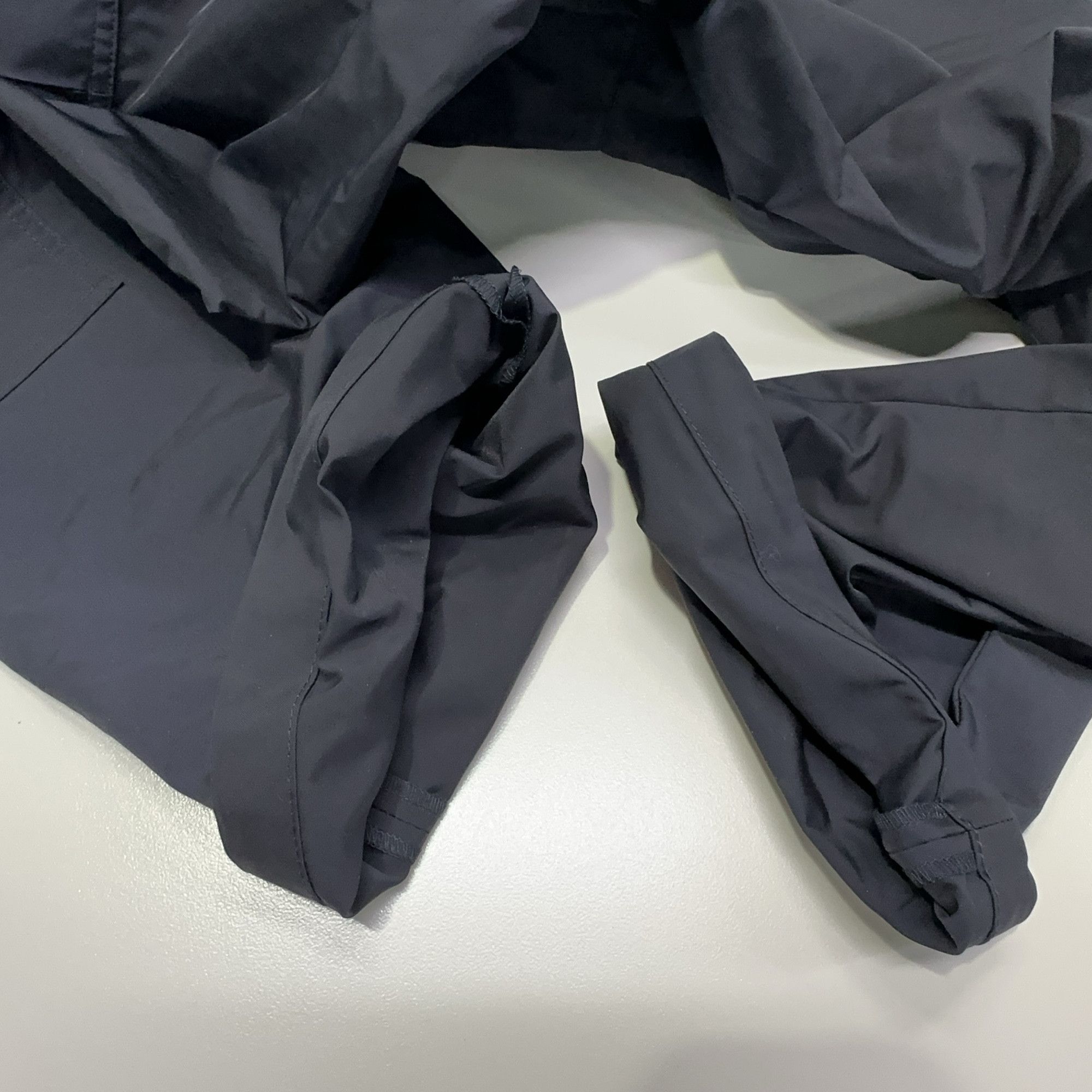 Valentino Valentino Navy Cargo Pants Size 32 Size US 32 / EU 48 - 18 Thumbnail