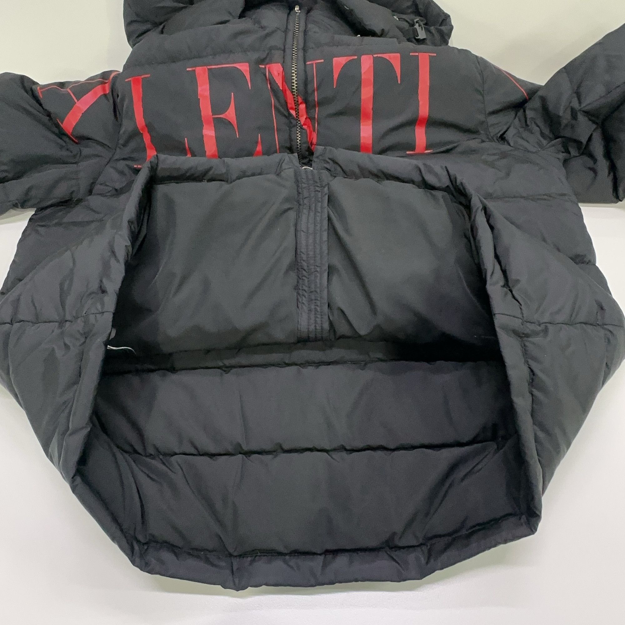 Valentino Valentino Logo Hooded Down Jacket Size 50 Size US M / EU 48-50 / 2 - 15 Thumbnail