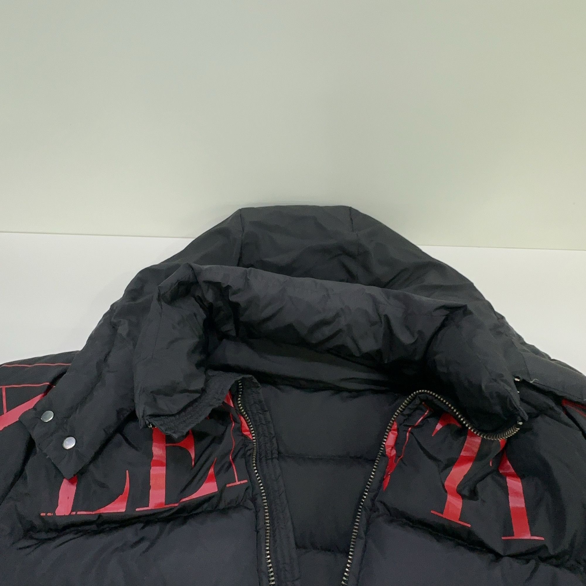 Valentino Valentino Logo Hooded Down Jacket Size 50 Size US M / EU 48-50 / 2 - 10 Thumbnail