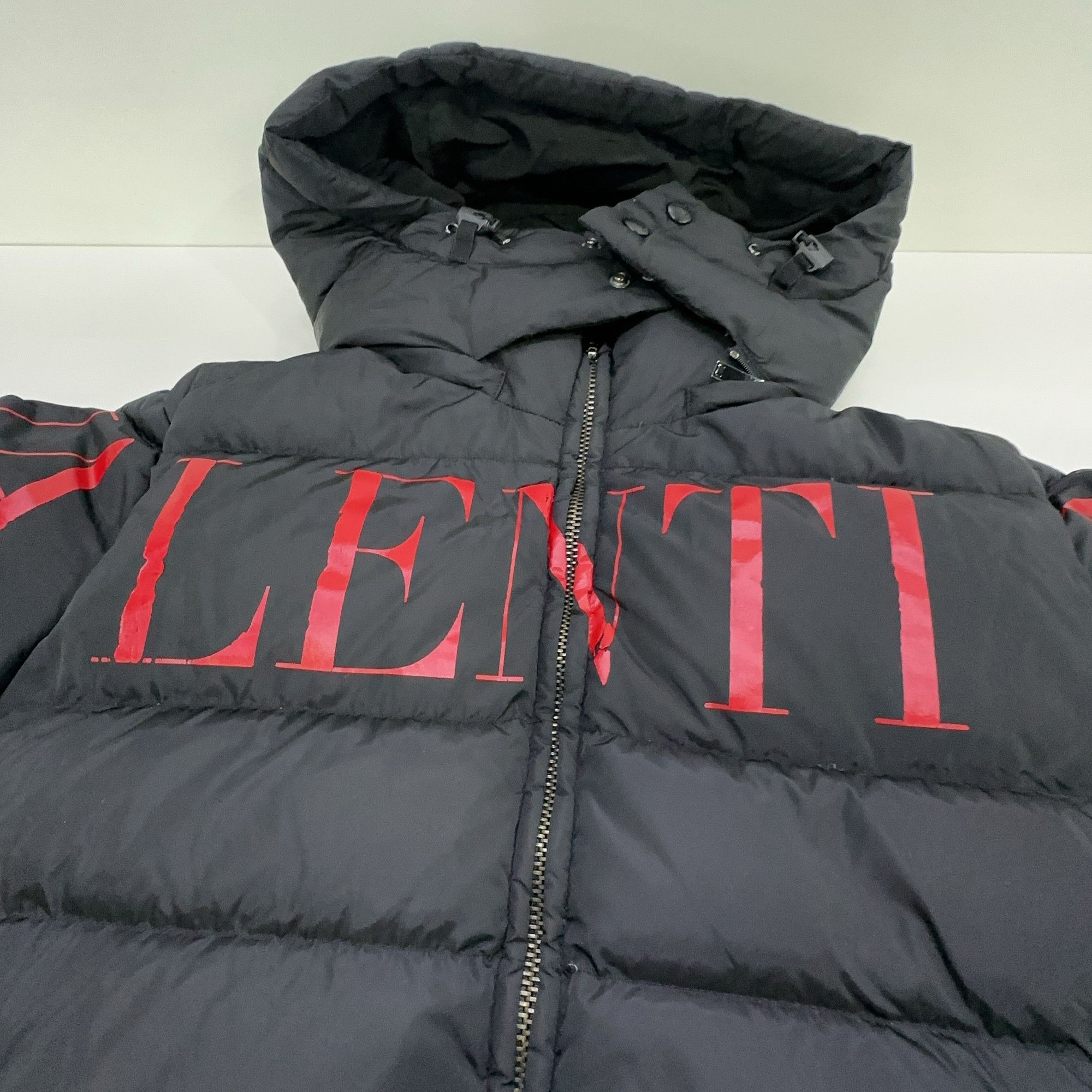 Valentino Valentino Logo Hooded Down Jacket Size 50 Size US M / EU 48-50 / 2 - 6 Thumbnail