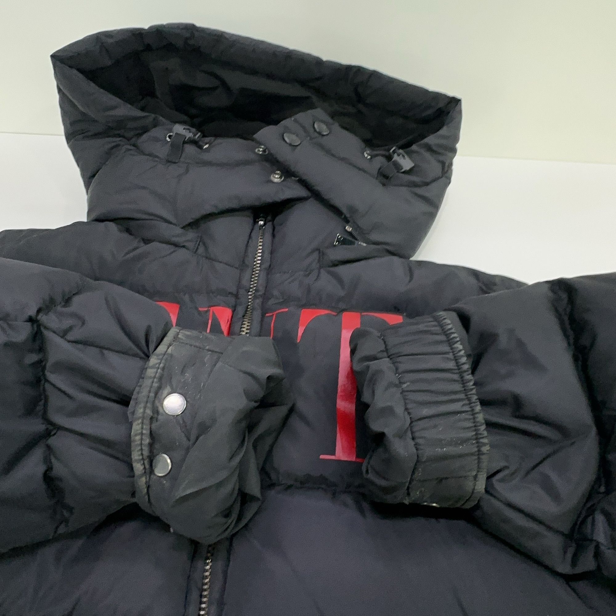 Valentino Valentino Logo Hooded Down Jacket Size 50 Size US M / EU 48-50 / 2 - 13 Thumbnail