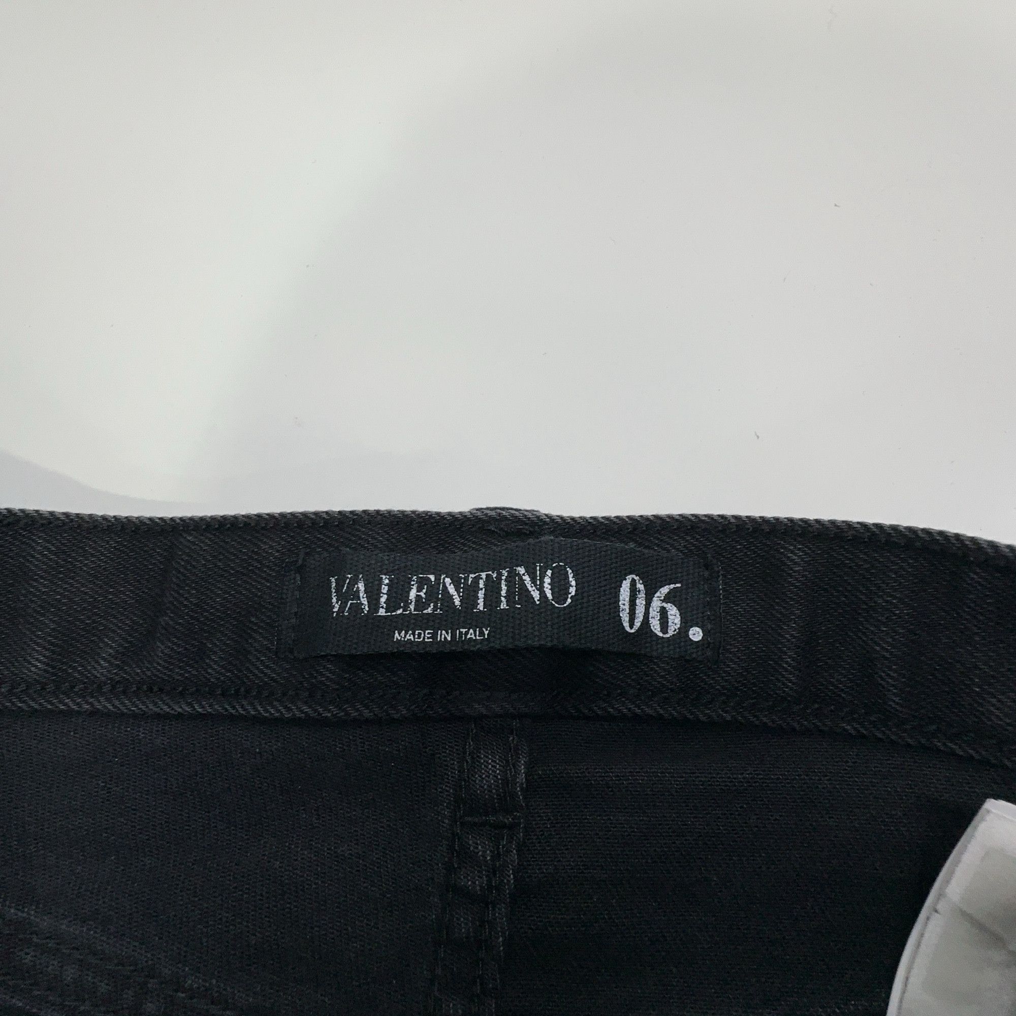 Valentino Valentino Stud Detail Black Denim Jeans Size 30 Size US 30 / EU 46 - 4 Thumbnail