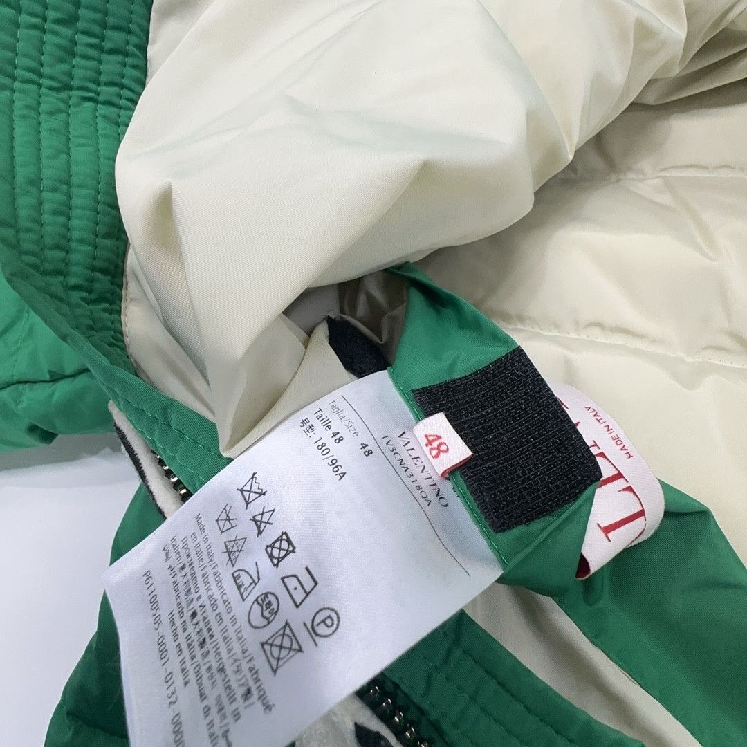 Valentino Valentino Logo Down Jacket Size M Size US M / EU 48-50 / 2 - 3 Thumbnail