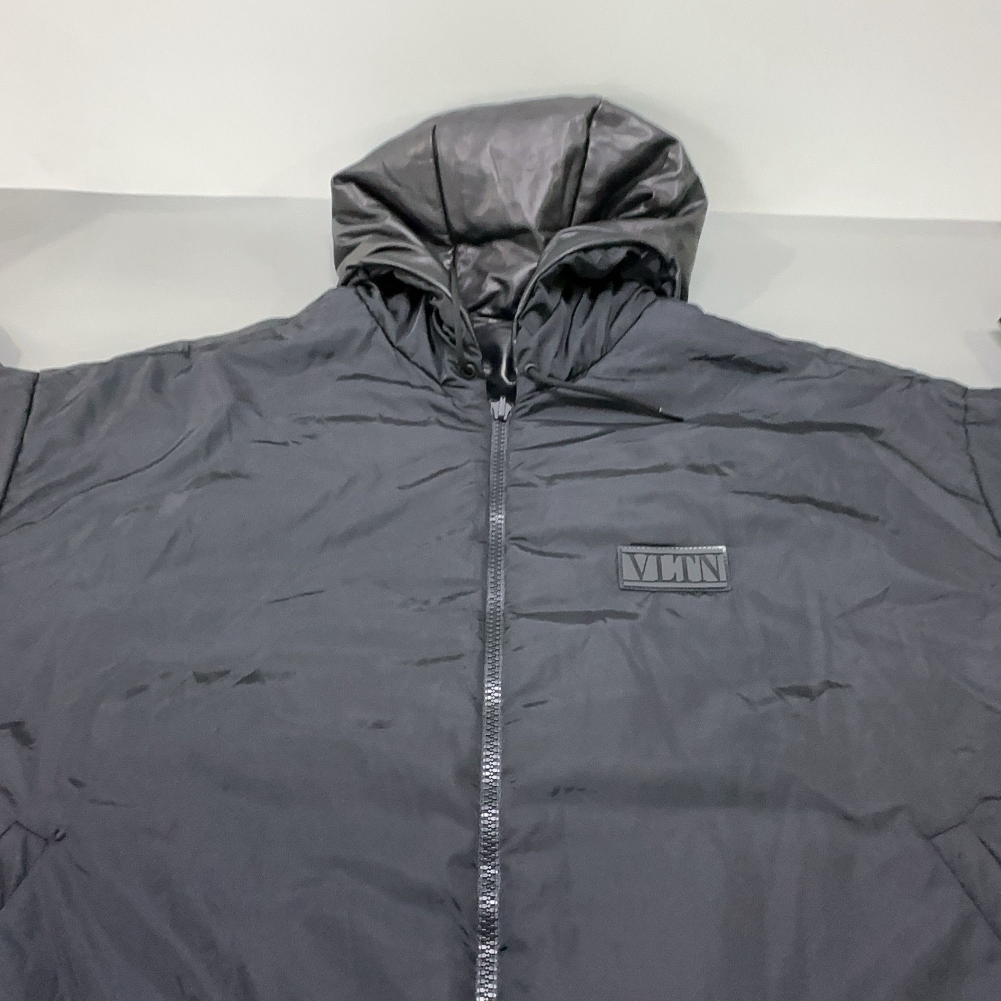 Valentino Valentino Reversible VLTN Hooded Jacket Size 50 Size US M / EU 48-50 / 2 - 11 Thumbnail
