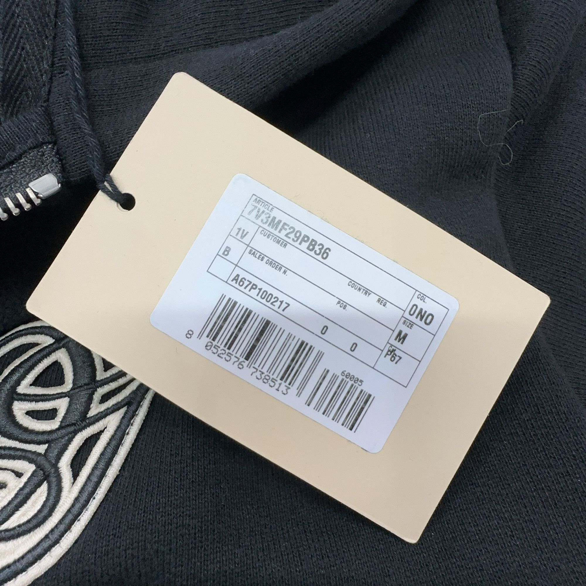 Valentino Valentino V Logo Patch Zip Up Hoodie Size M Size US M / EU 48-50 / 2 - 3 Thumbnail