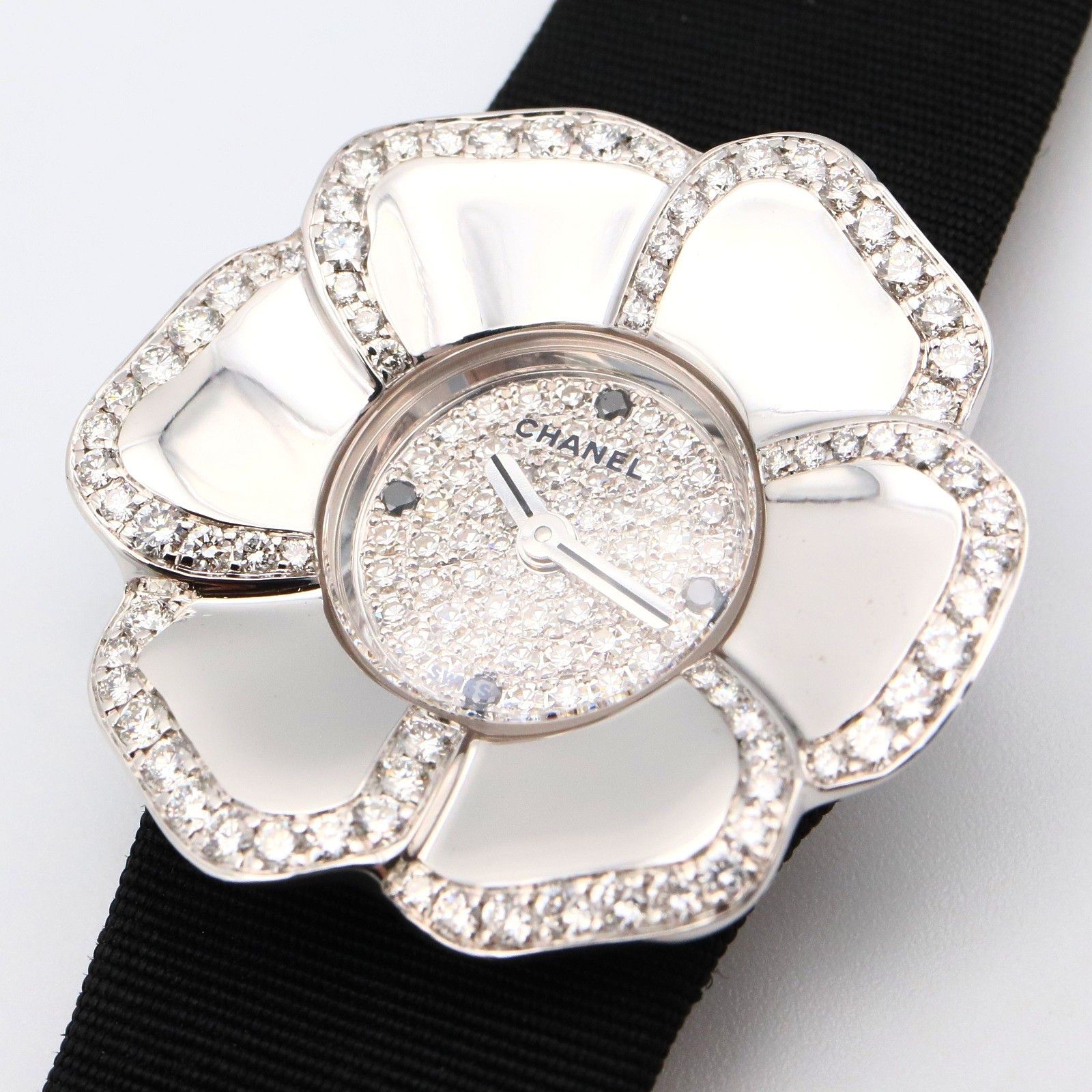 Chanel Chanel CHANEL Camelia Au750 Watch Precious Metal Quartz H1190 DUTY FREE for USA Size ONE SIZE - 3 Thumbnail