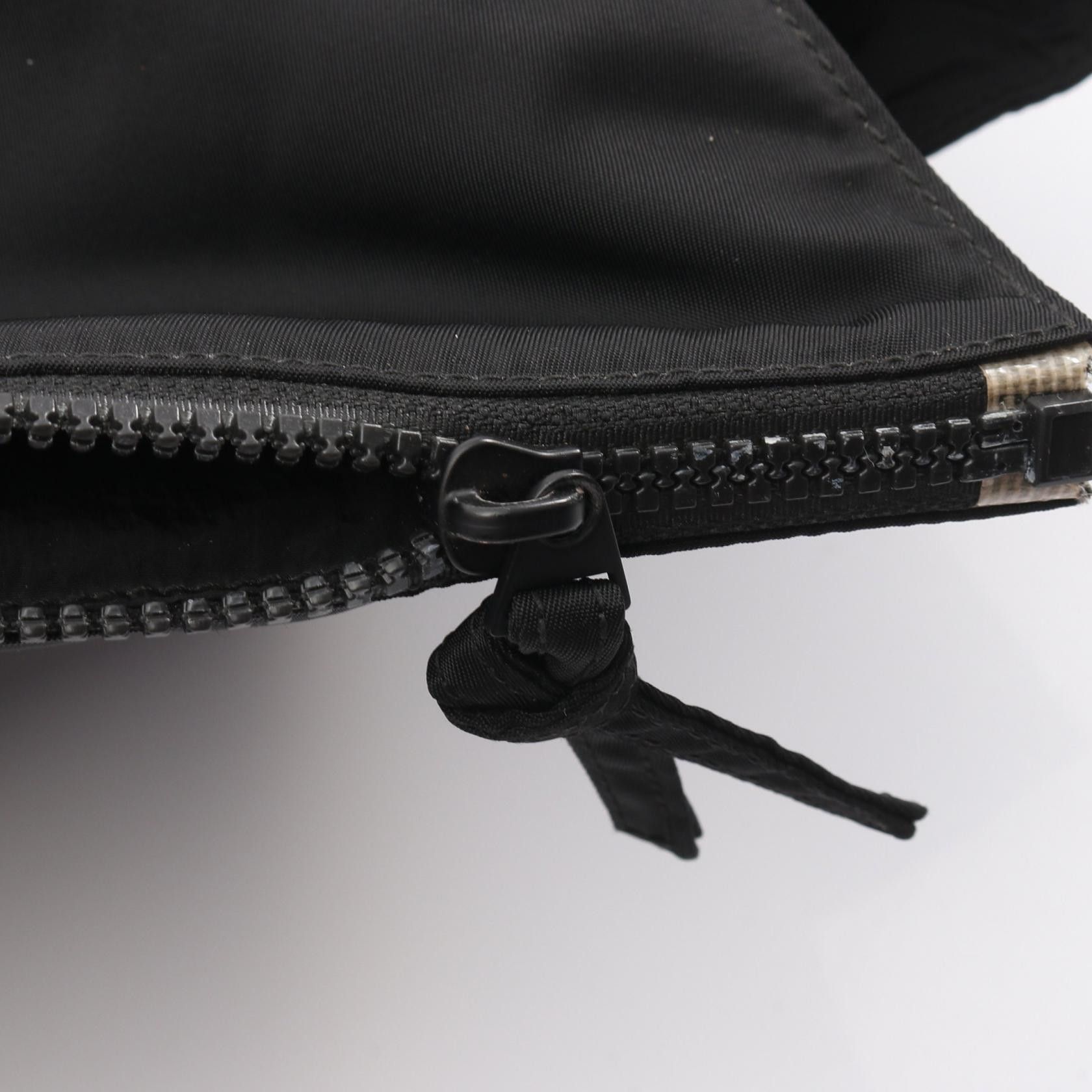 Bottega Veneta Bottega Veneta Bottega Veneta Nylon Clutch Bag Textile Clutch Bag DUTY FREE for USA Size ONE SIZE - 5 Thumbnail
