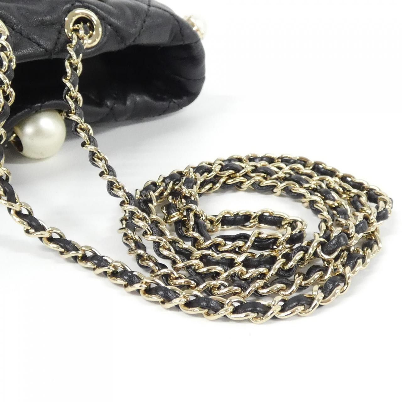 Chanel Chanel Chanel Lambskin Pearl Mini Shoulder Bag Leather Shoulder Bag AS2518 DUTY FREE for USA Size ONE SIZE - 6 Thumbnail