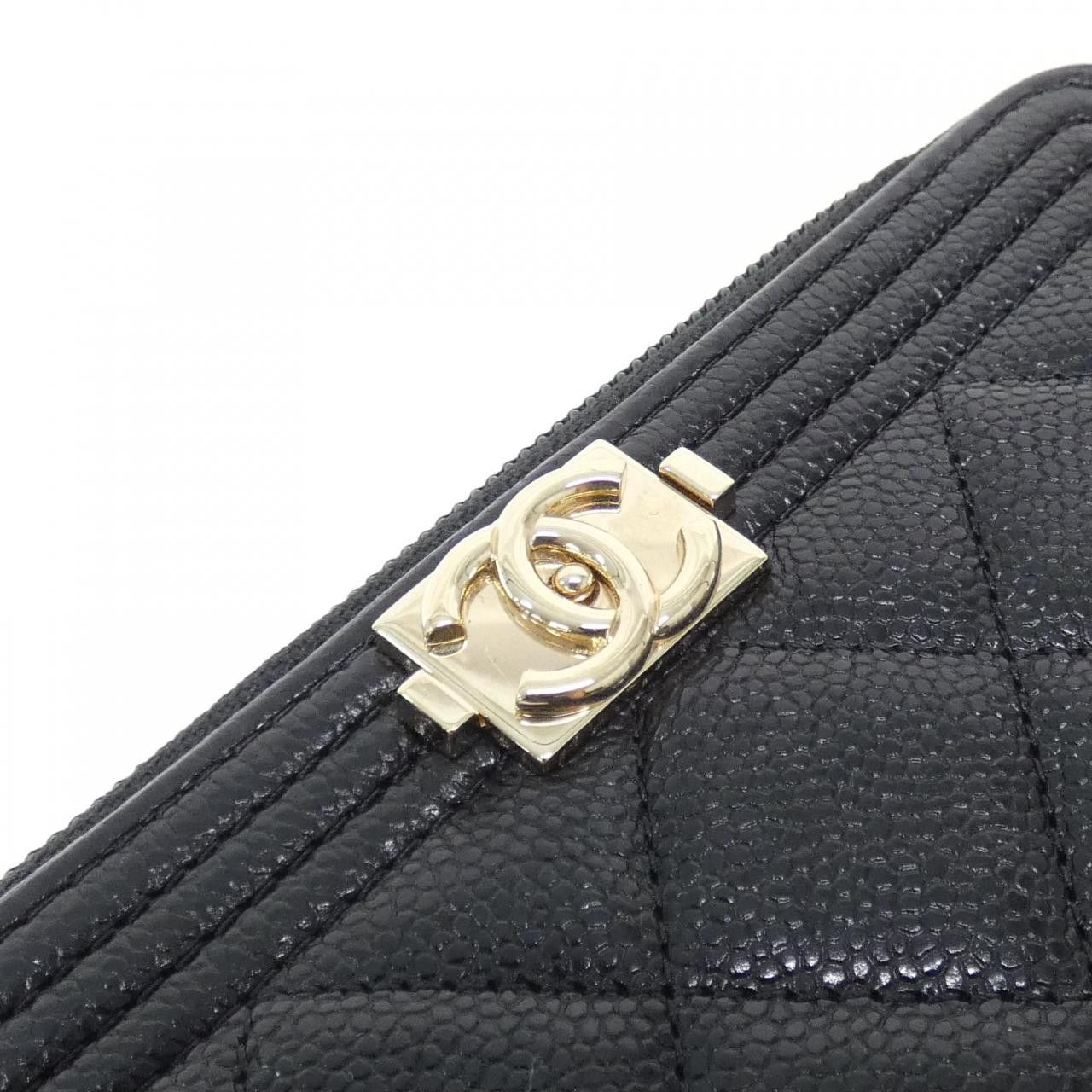 Chanel Chanel Chanel Boy Chanel Caviar Skin Wallet Leather Short Wallet DUTY FREE for USA Size ONE SIZE - 4 Thumbnail