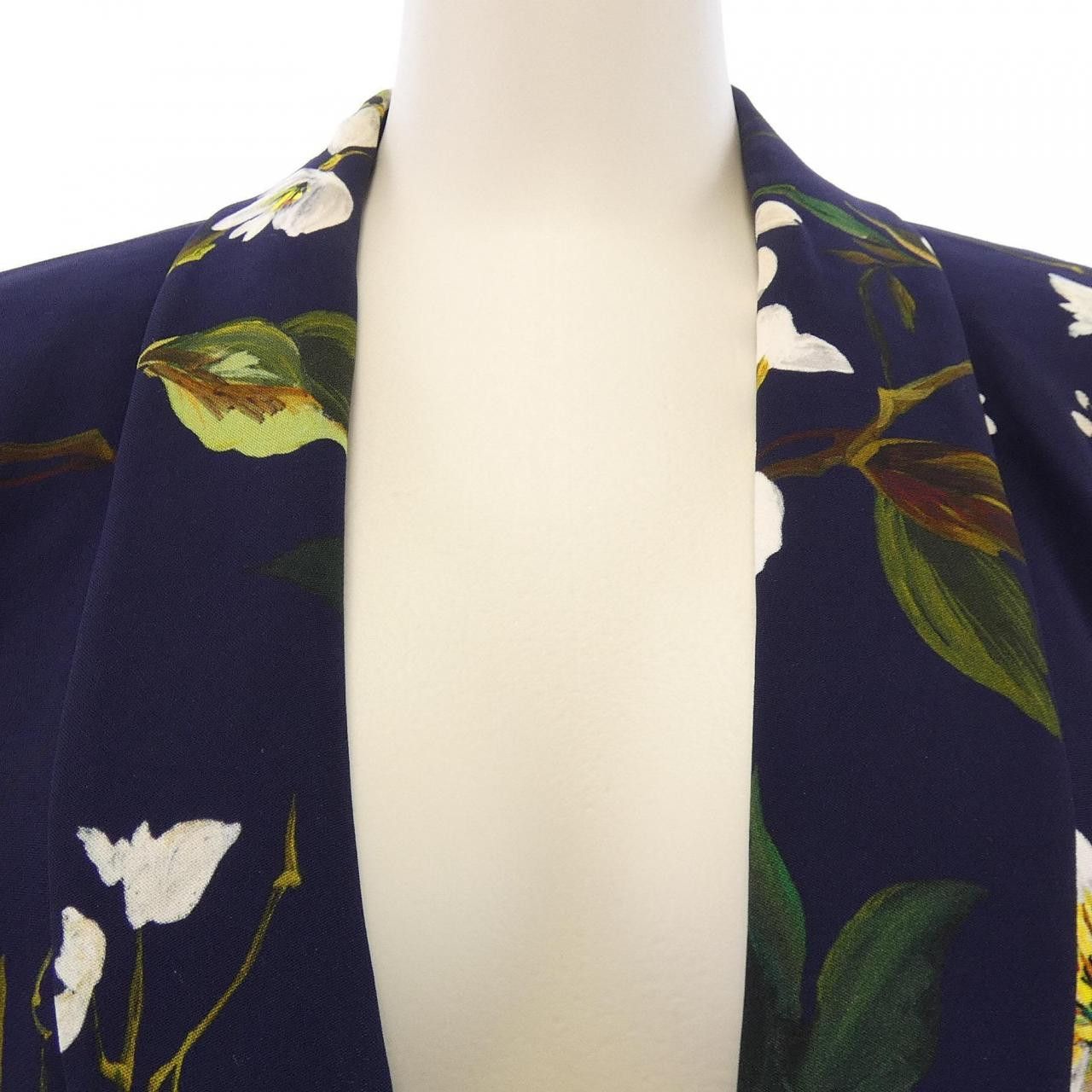 Other Other Escada Jacket Textile Outerwear DUTY FREE for USA Size ONE SIZE - 6 Thumbnail
