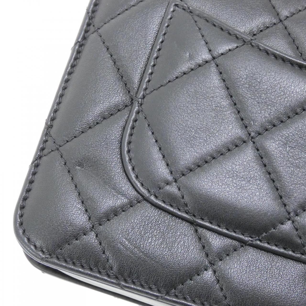Chanel Chanel Chanel Calfskin Bag Leather Crossbody Bag AS1889 DUTY FREE for USA Size ONE SIZE - 5 Thumbnail