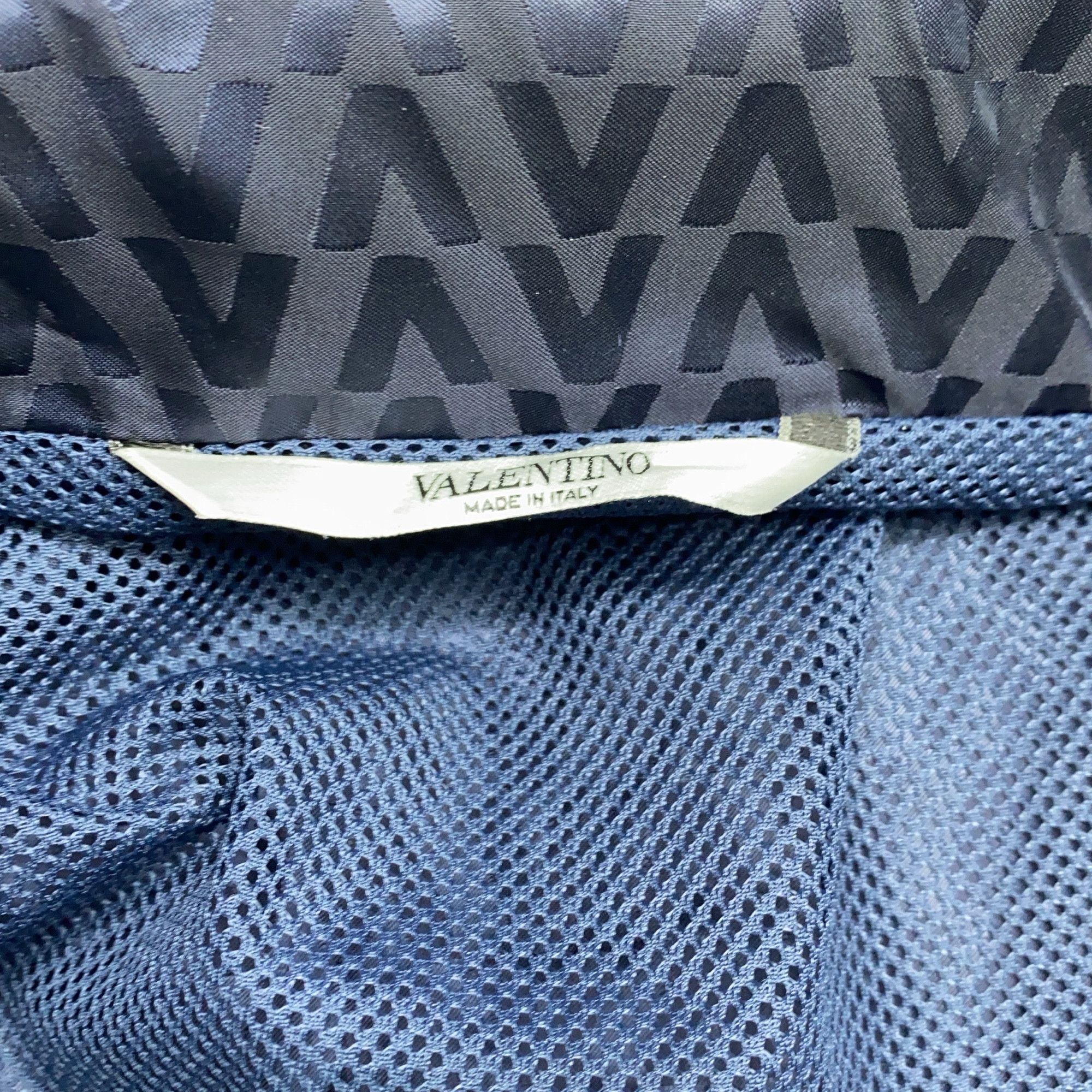 Valentino Valentino V Logo Light Jacket Size M Size US M / EU 48-50 / 2 - 2 Thumbnail