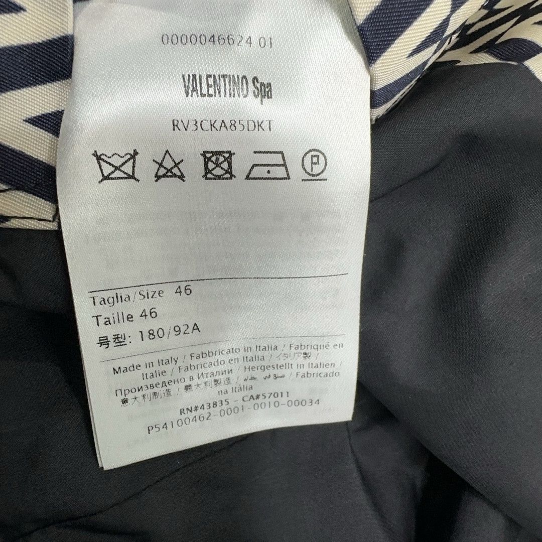 Valentino Valentino V-Logo Print Coat Size S Size US S / EU 44-46 / 1 - 5 Thumbnail