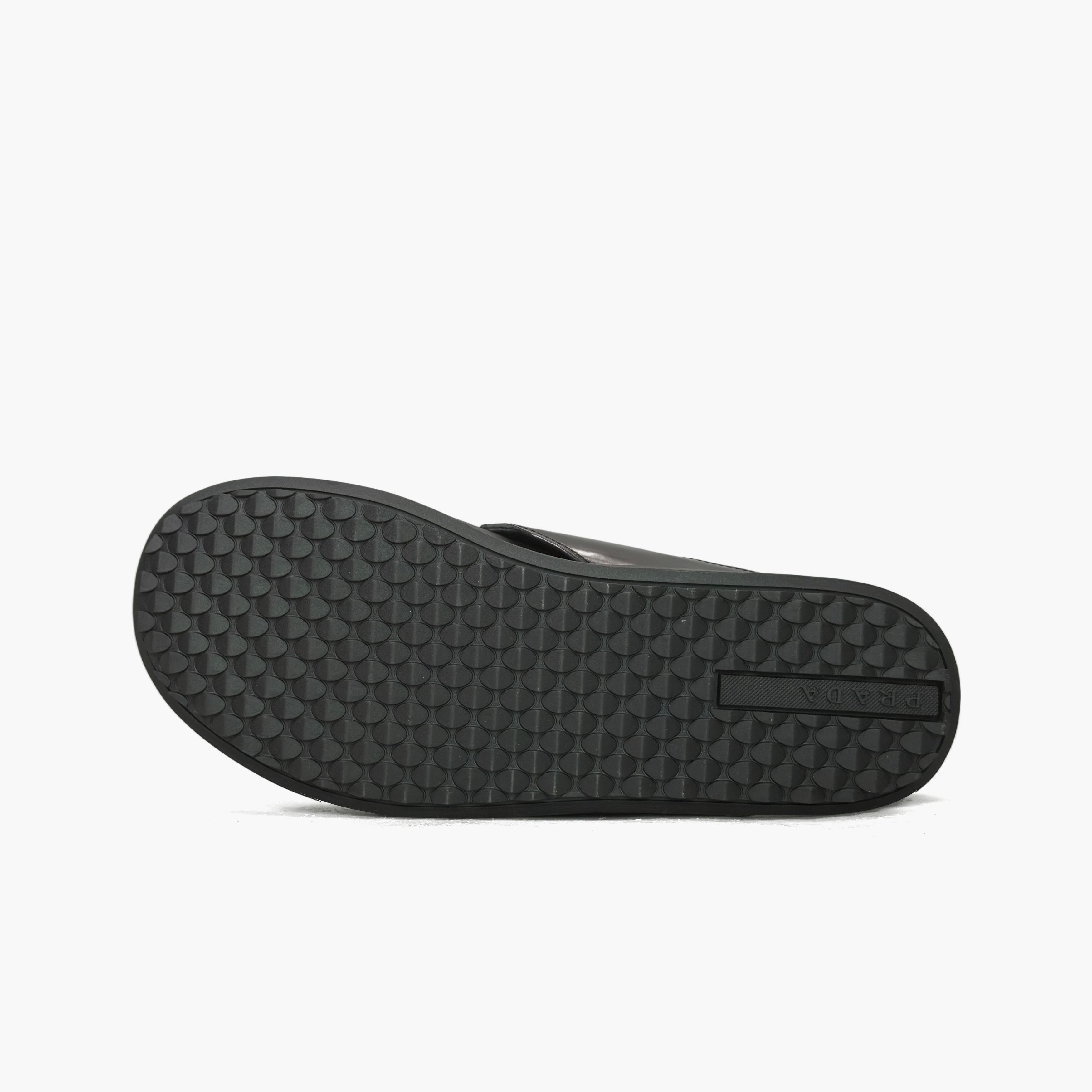 Prada Prada Logo Thong Sandals Size 9 Size US 9 / EU 42 - 8 Thumbnail