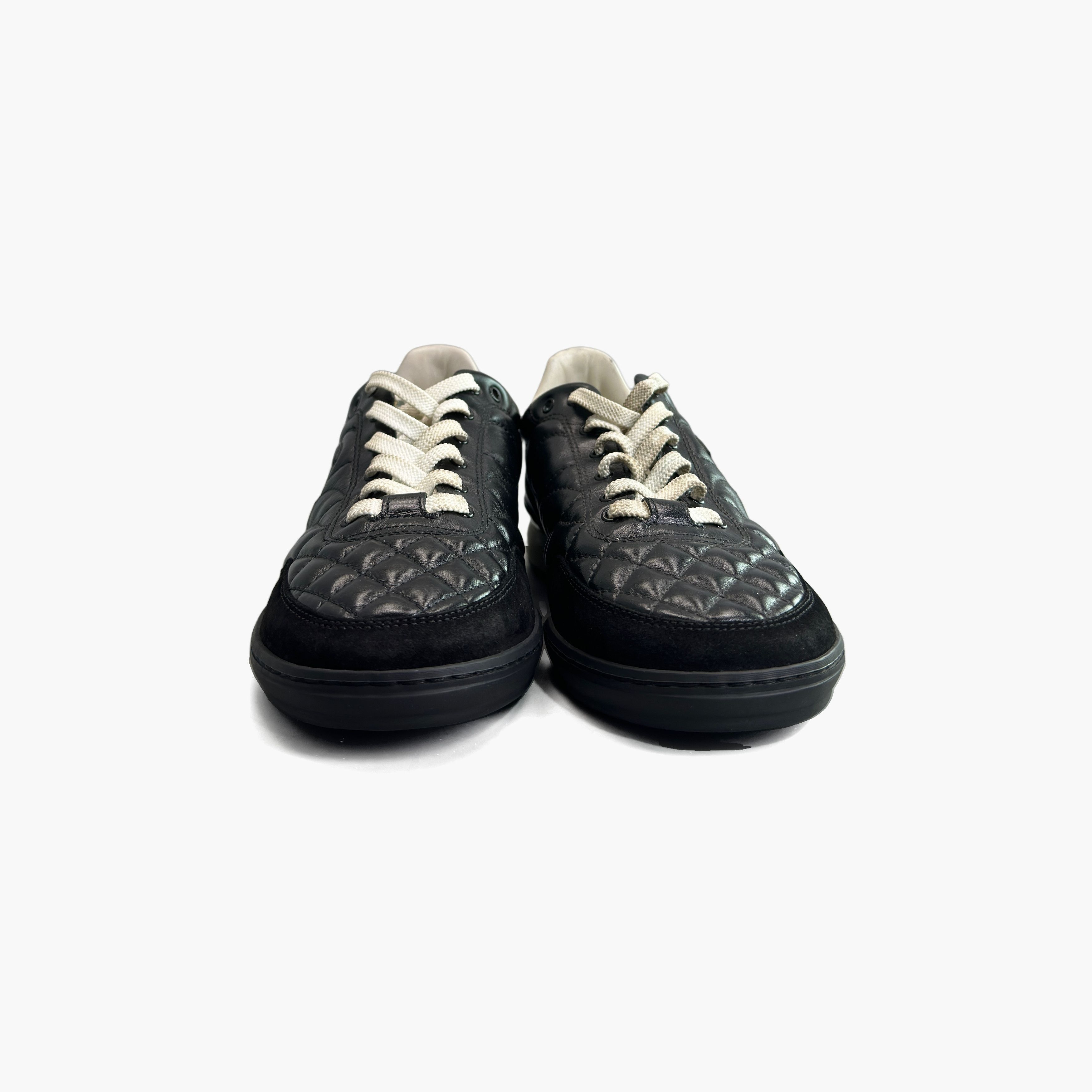 Chanel Chanel Quilted CC Logo Sneakers Size 37 Size US 7 / IT 37 - 5 Thumbnail