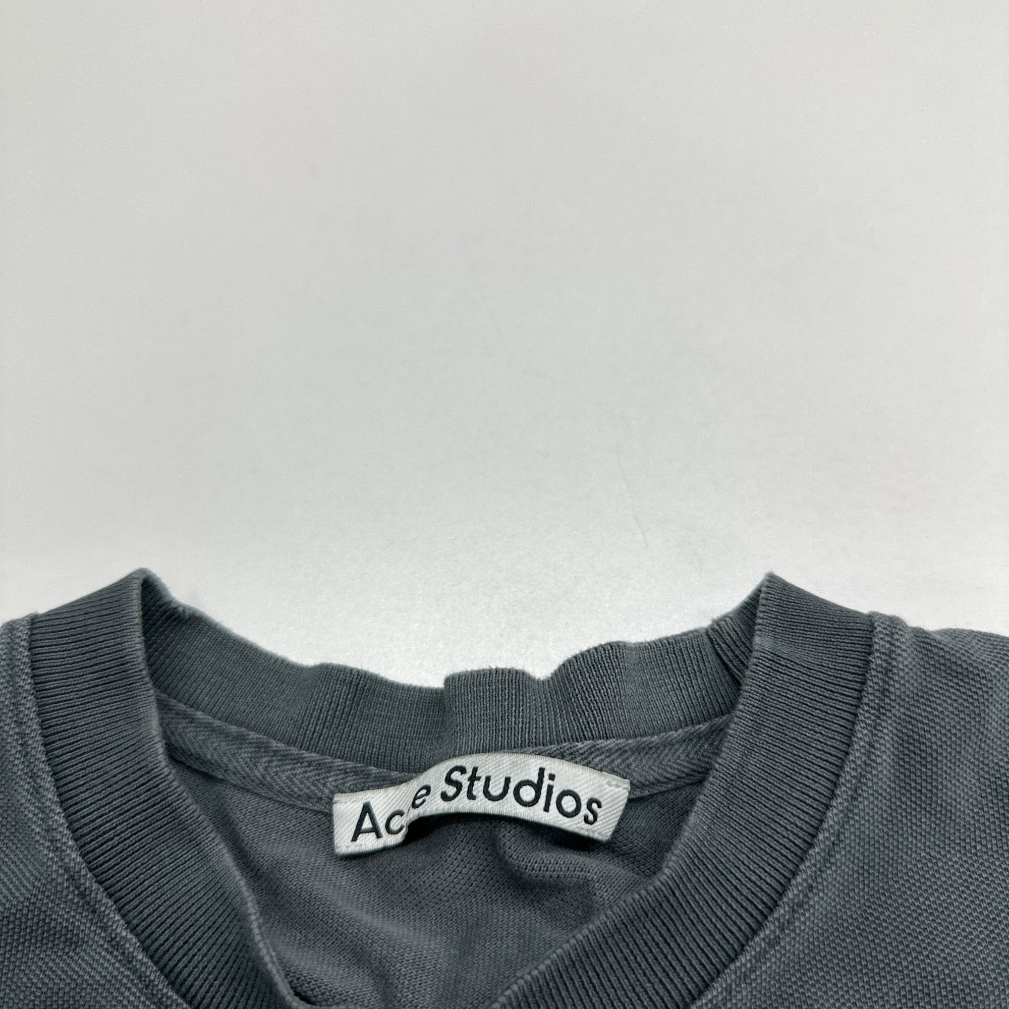 Acne Studios Acne Studios Embroidered Logo T-Shirt Size L Size US L / EU 52-54 / 3 - 3 Thumbnail