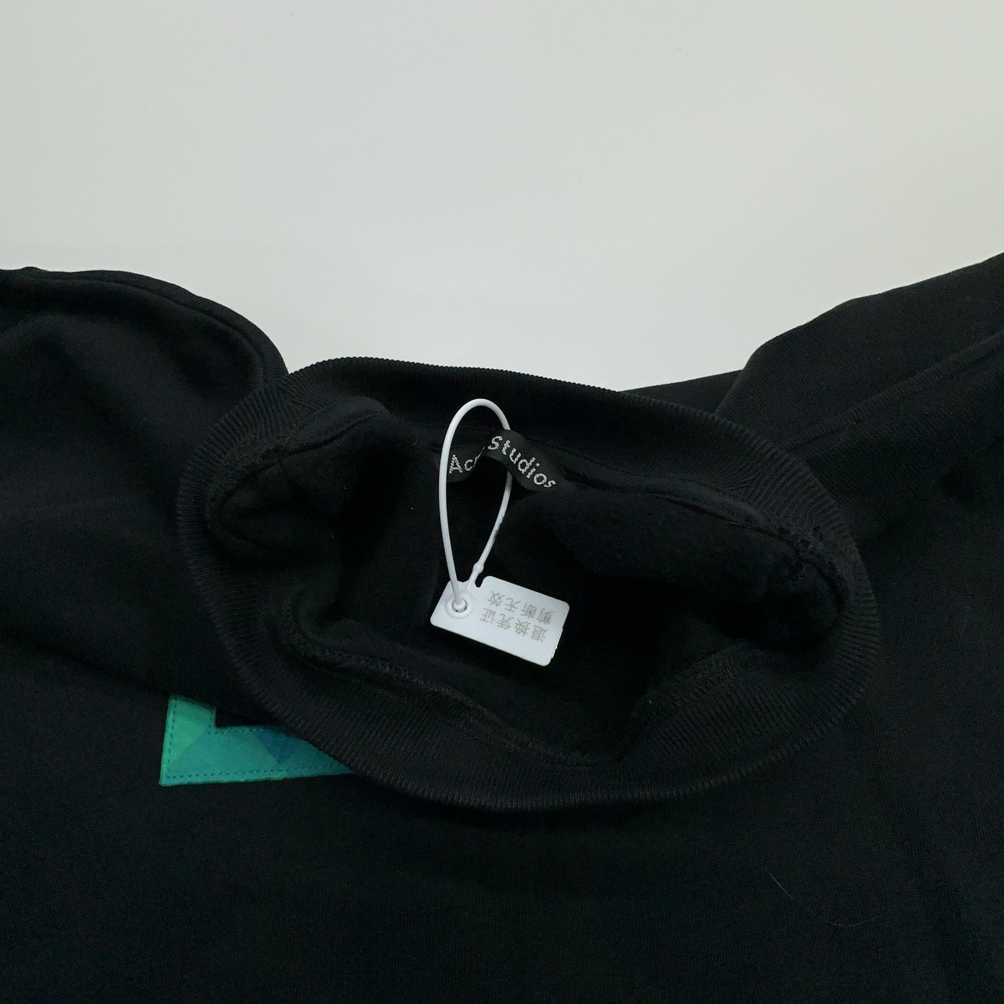 Acne Studios Acne Studios Face Patch Sweatshirt Size XS Size US XS / EU 42 / 0 - 5 Thumbnail